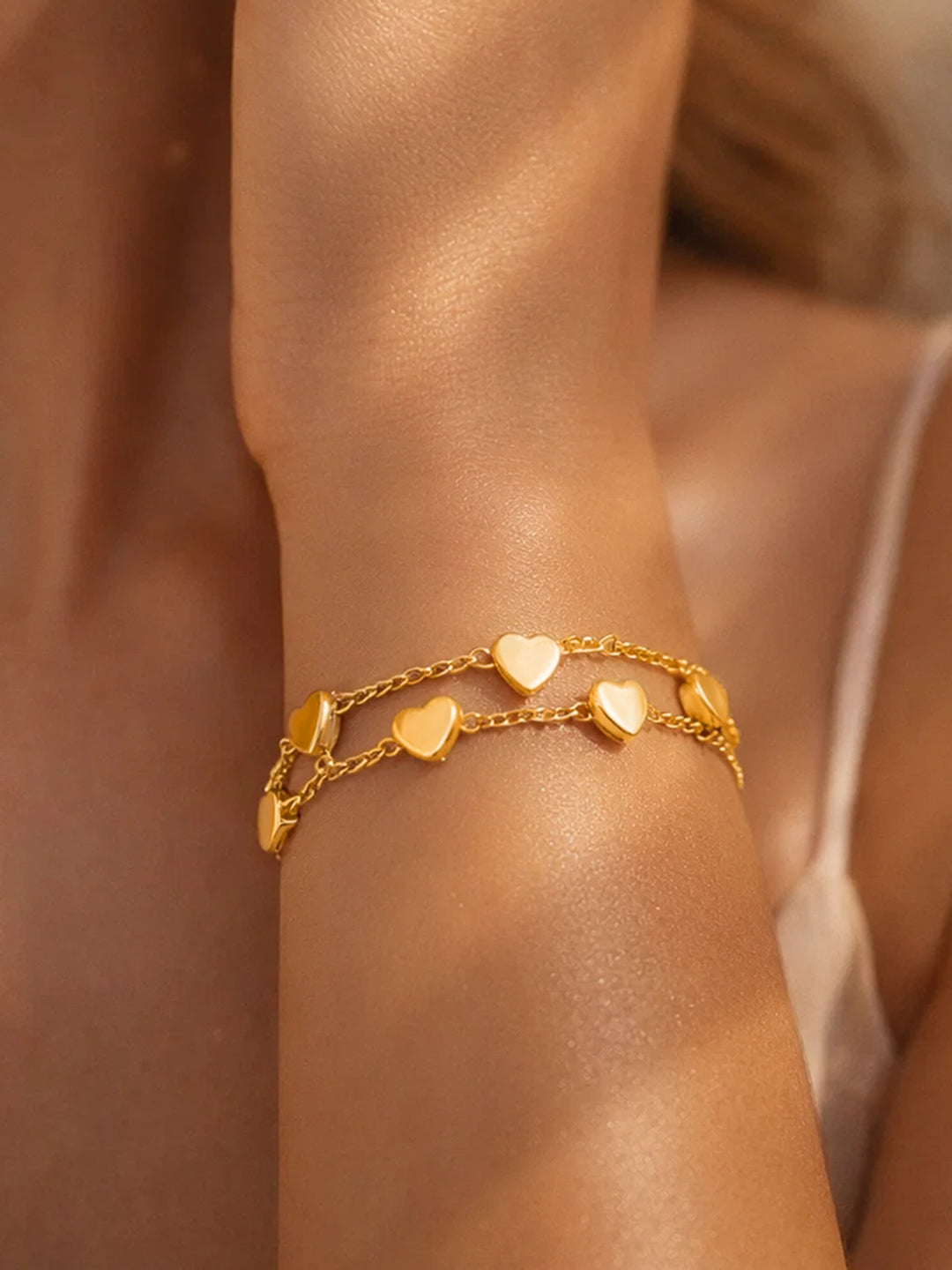 Demifine 18K Gold Plated Stainless steel Layered Heart Charm Chain Bracelet