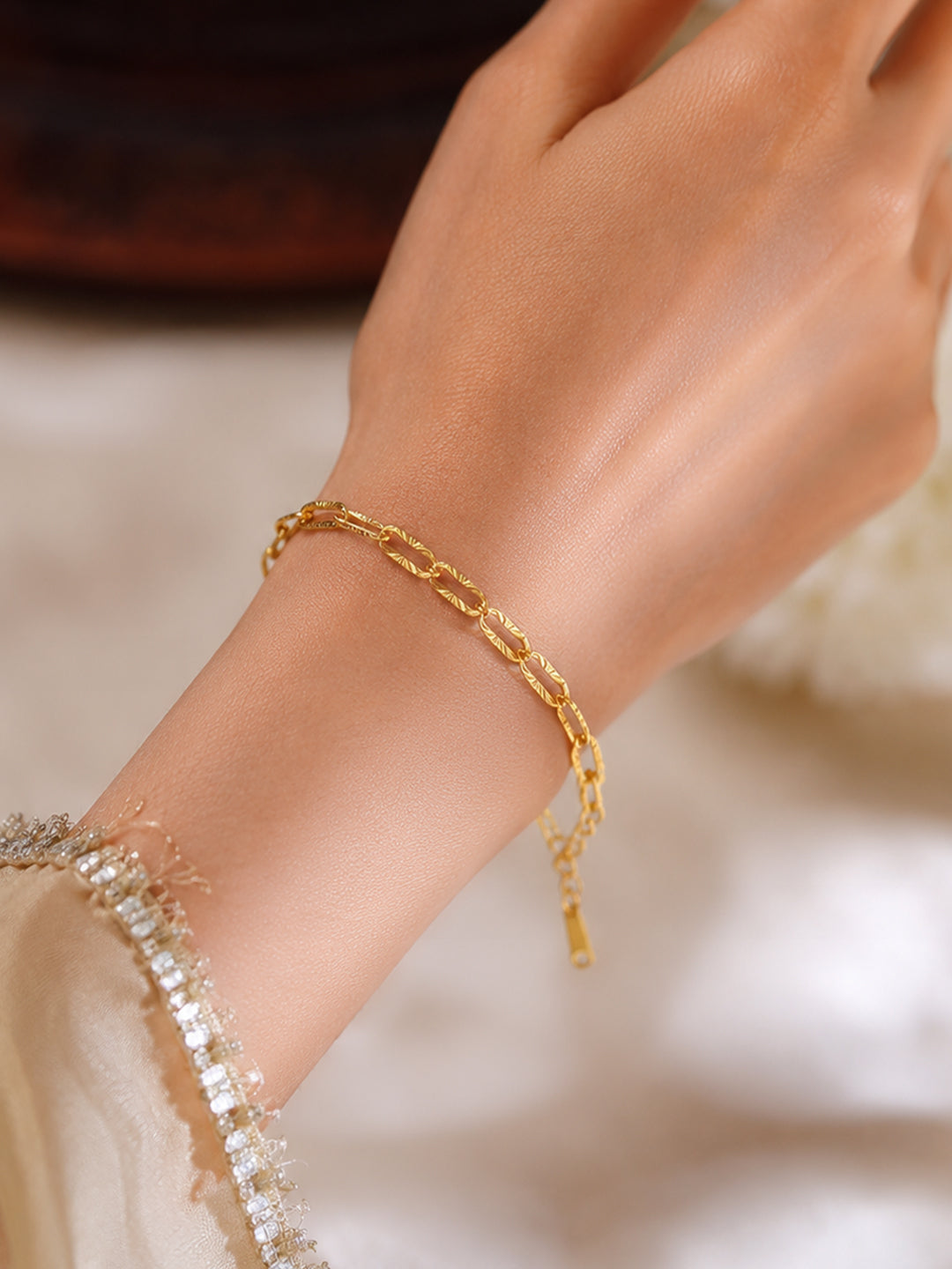 Demifine 18K Gold Plated Stainless steel Minimal Paperclip Chain Bracelet