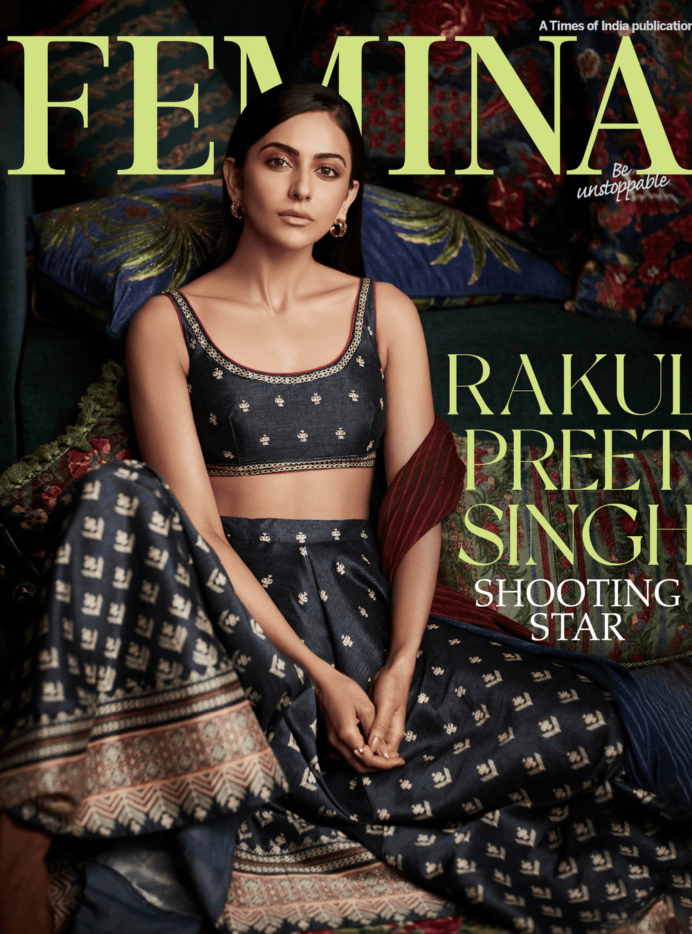 Rakul Preet Singh In O.H Monogram Mini Archway Hoops Earrings