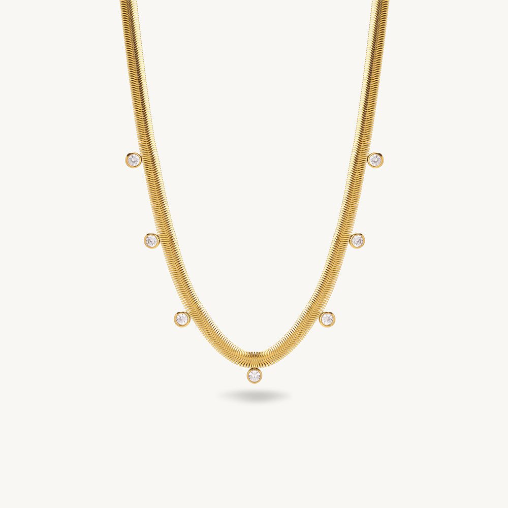 Twinkling Stones Bold Chain Necklace