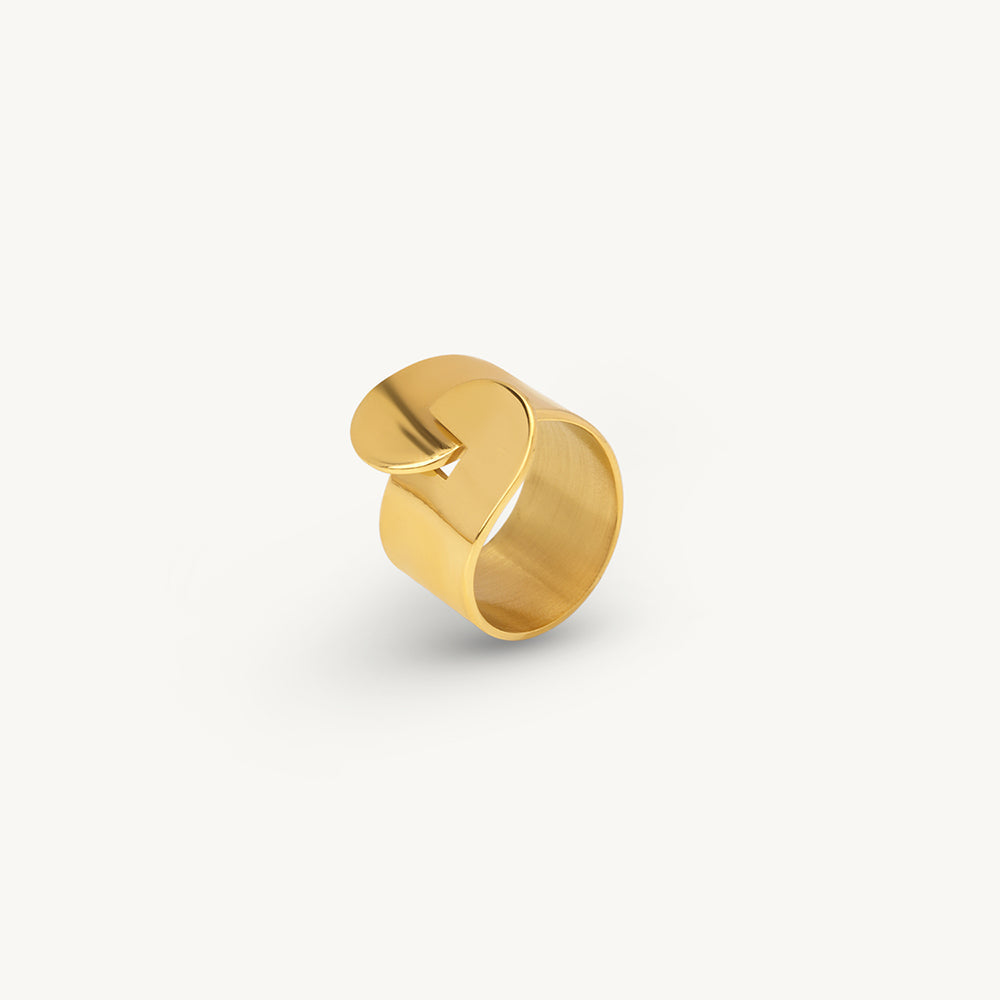 Sculpt Edge Interlock Ring