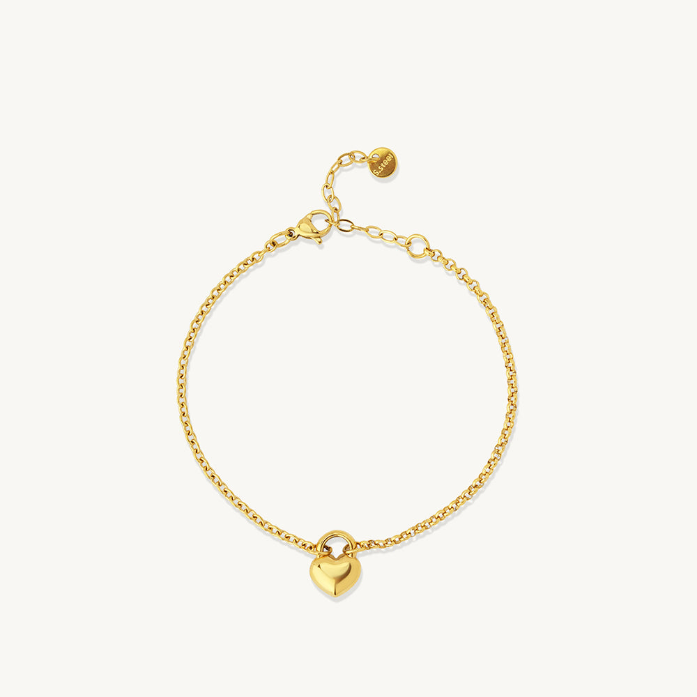 Radiant Golden Heart Charm Bracelet