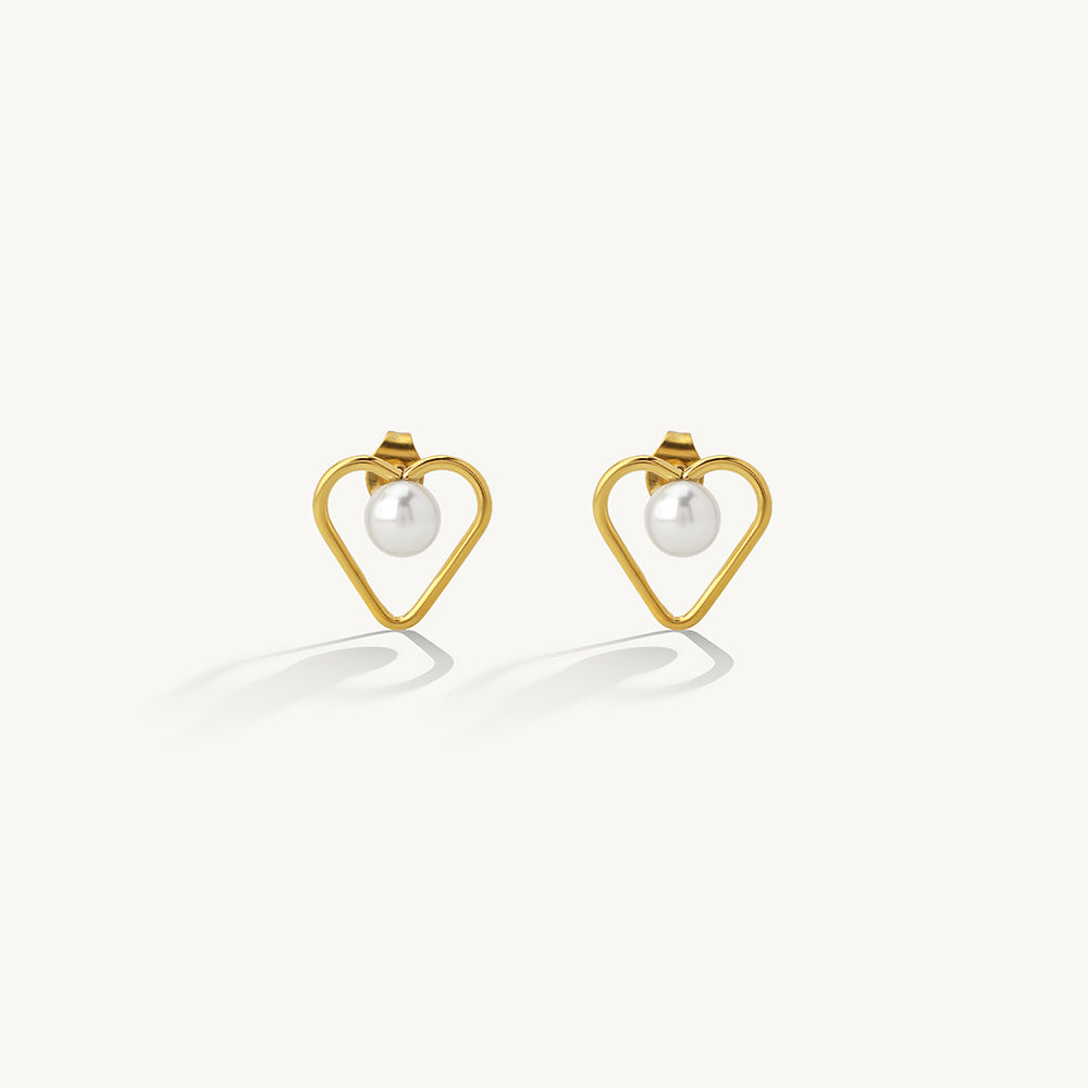 Halo Heart Frame Pearl Earring