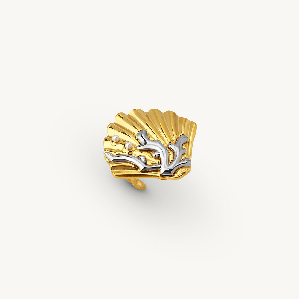 Golden Shell Charm Ring