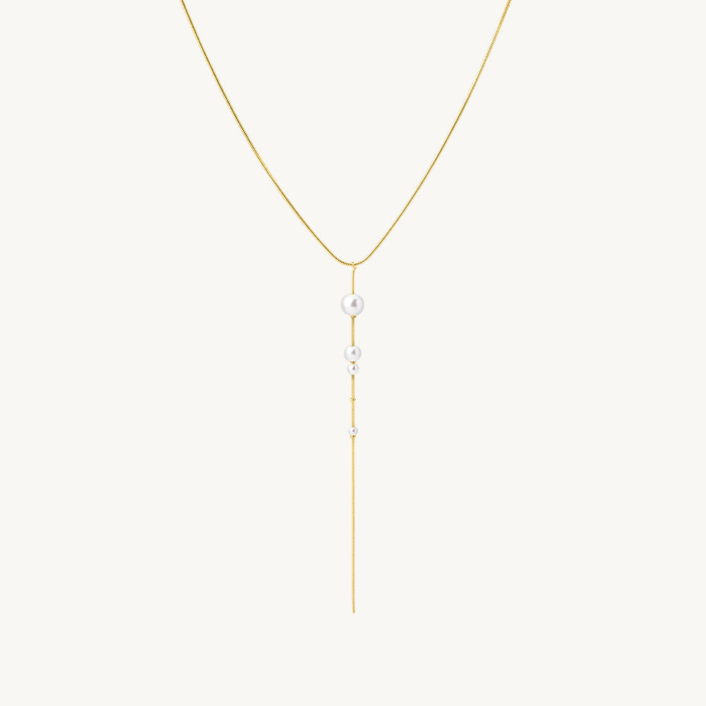 Shiny Pearl Lariat Necklace