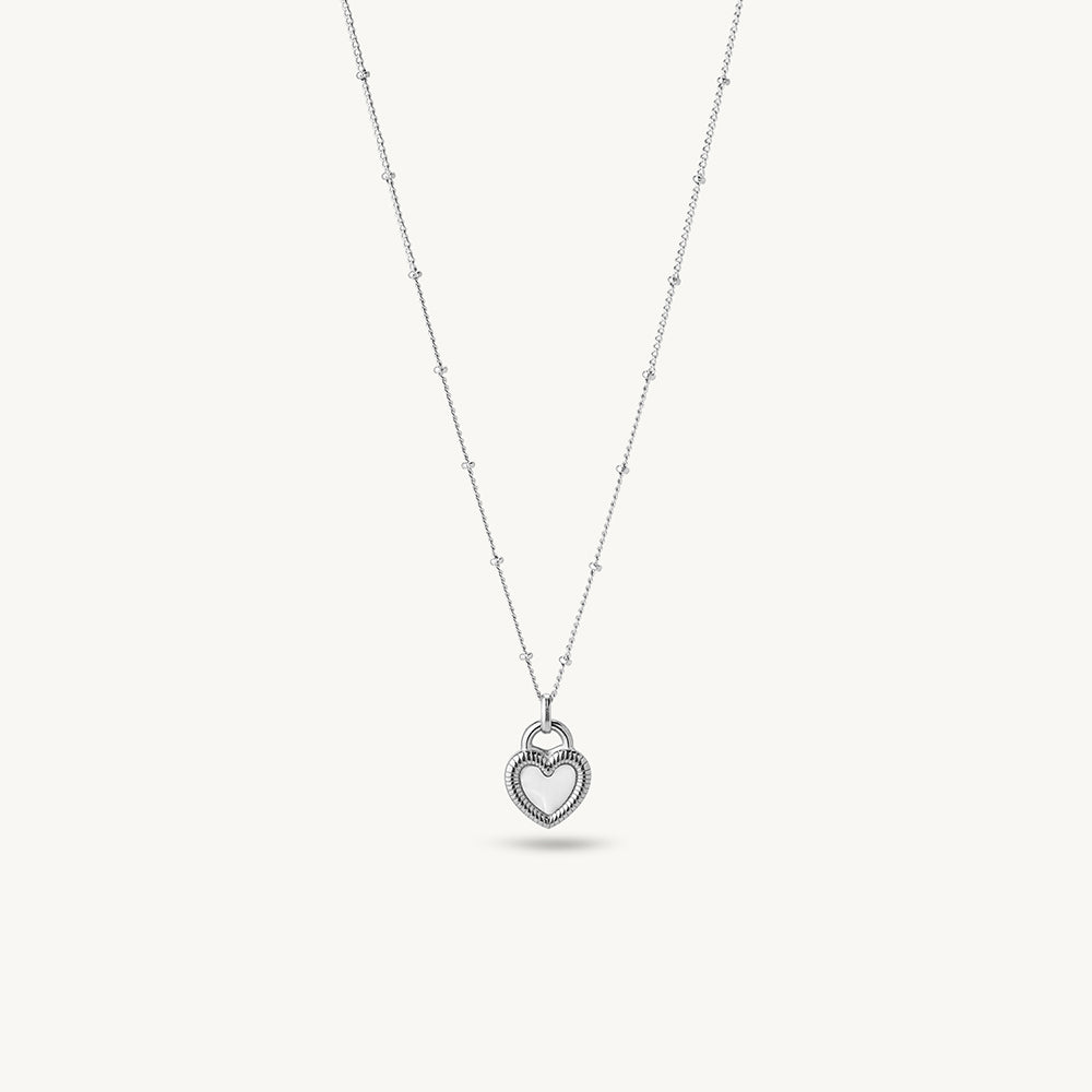 Delicate Heart Pendant Necklace