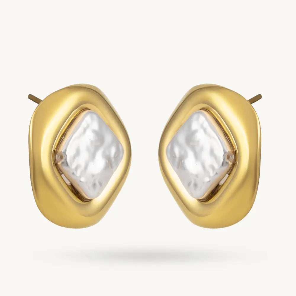 Cushion Pearl Stud Earring