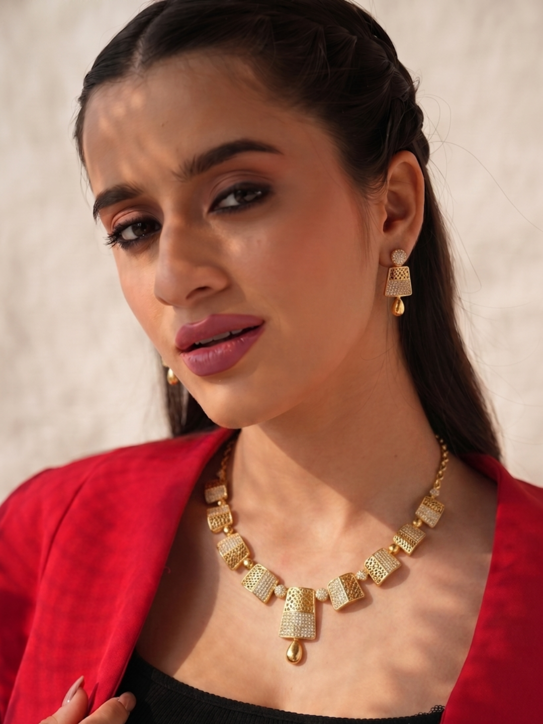 Elysian Splendor Dual-Plated Necklace Set