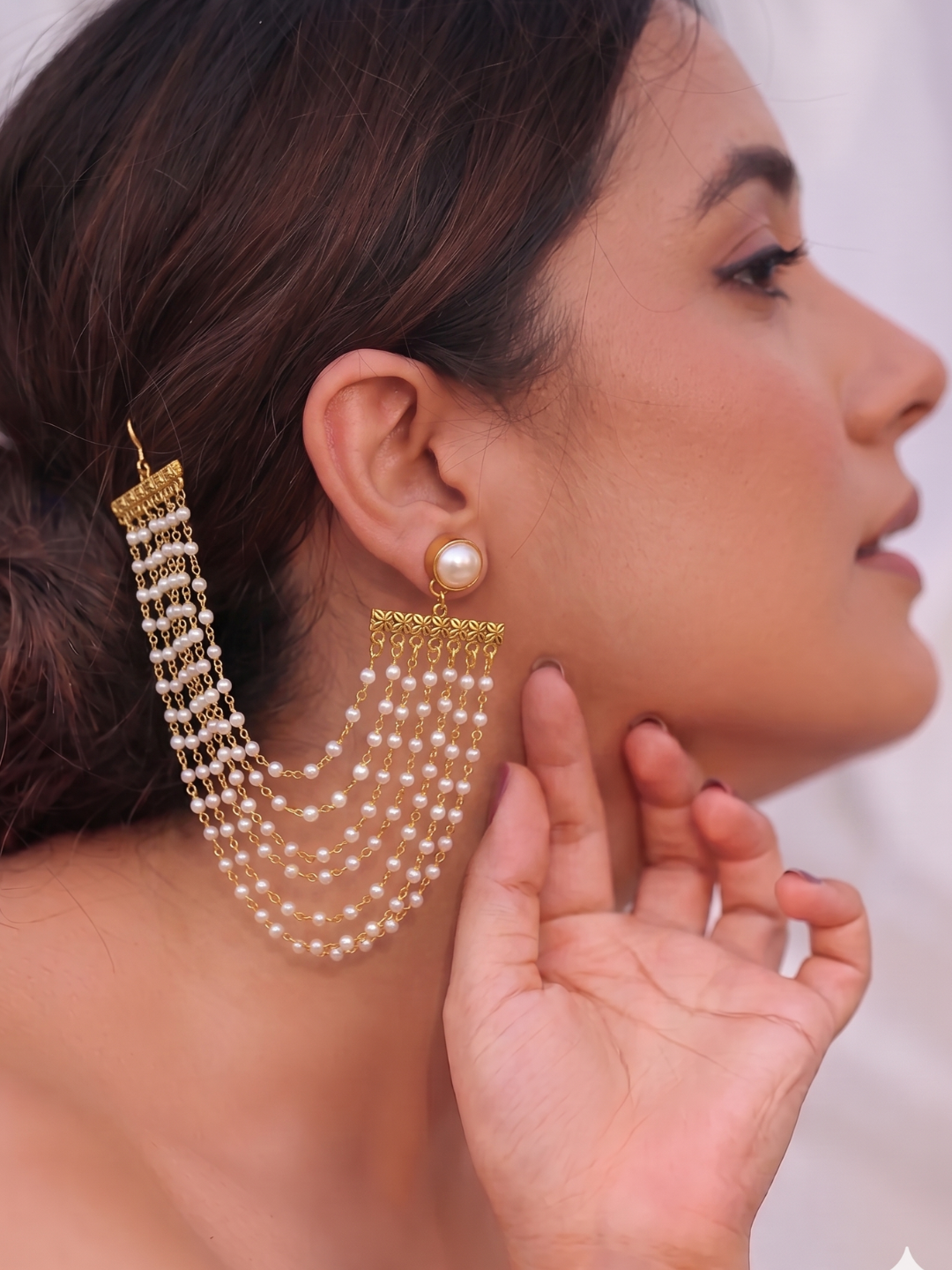 Regal Layered Pearl Earchain