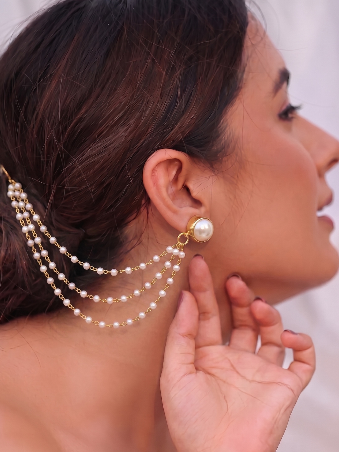 Moonlit Layer Pearl Earchain