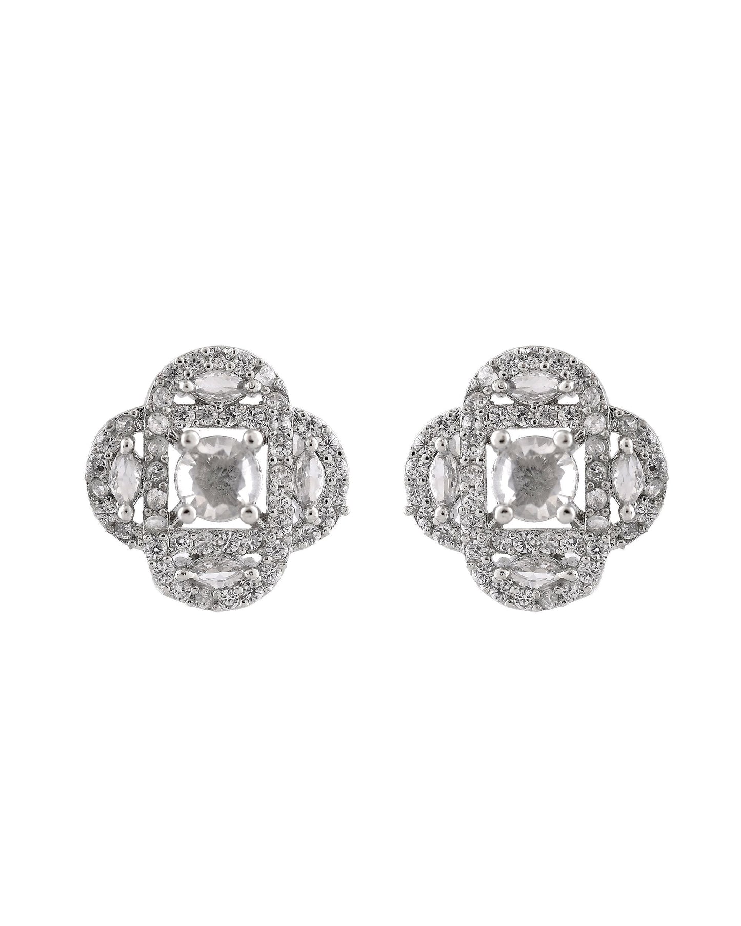 VOJ Silver Plated Circular Shaped Floral Ad Chain Set