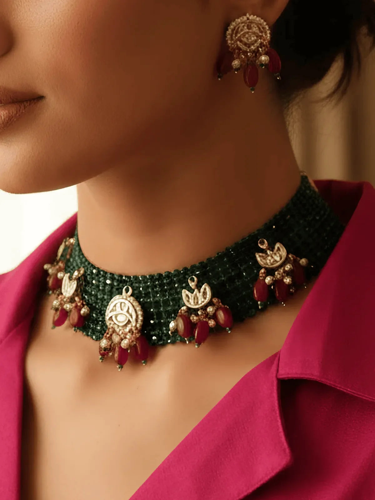 Esha Radiant Emerald Glow Kundan Necklace Set