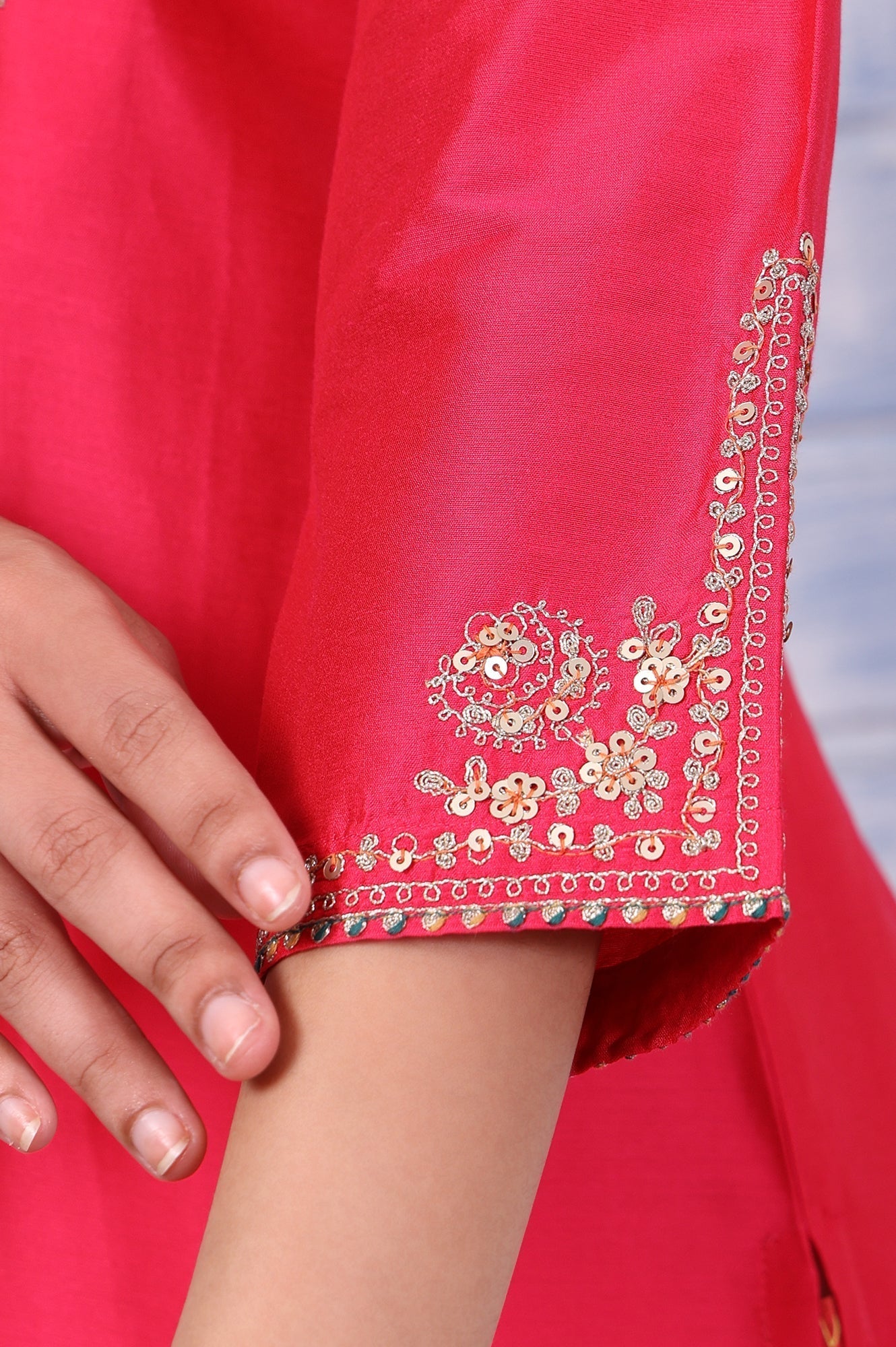 W for Woman Pink Metallic Embroidered Straight Kurta