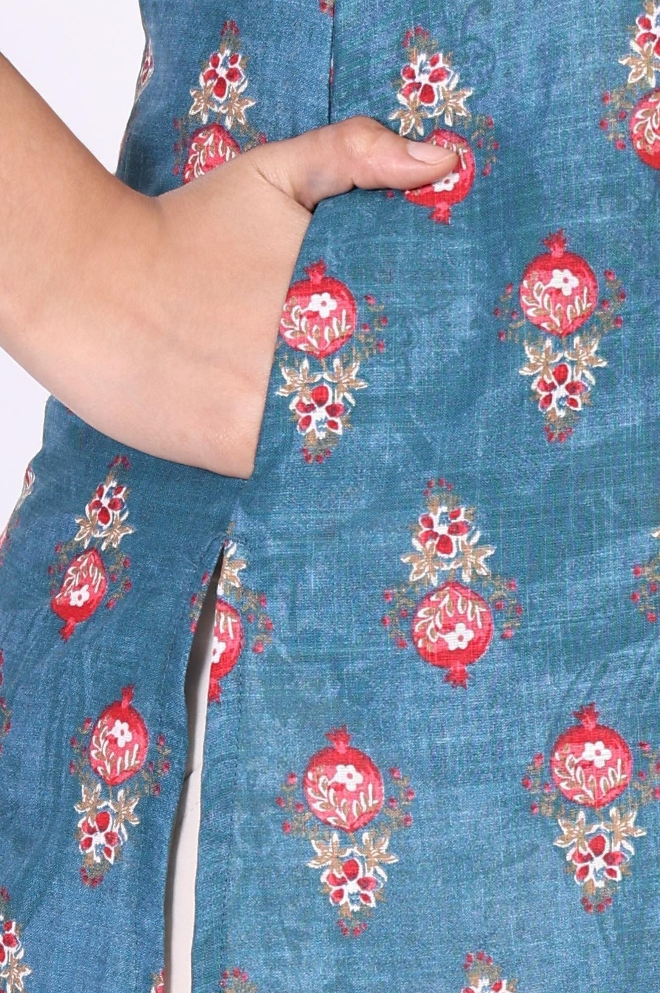 W for Woman Blue Floral Printed Straight Cotton Kurta