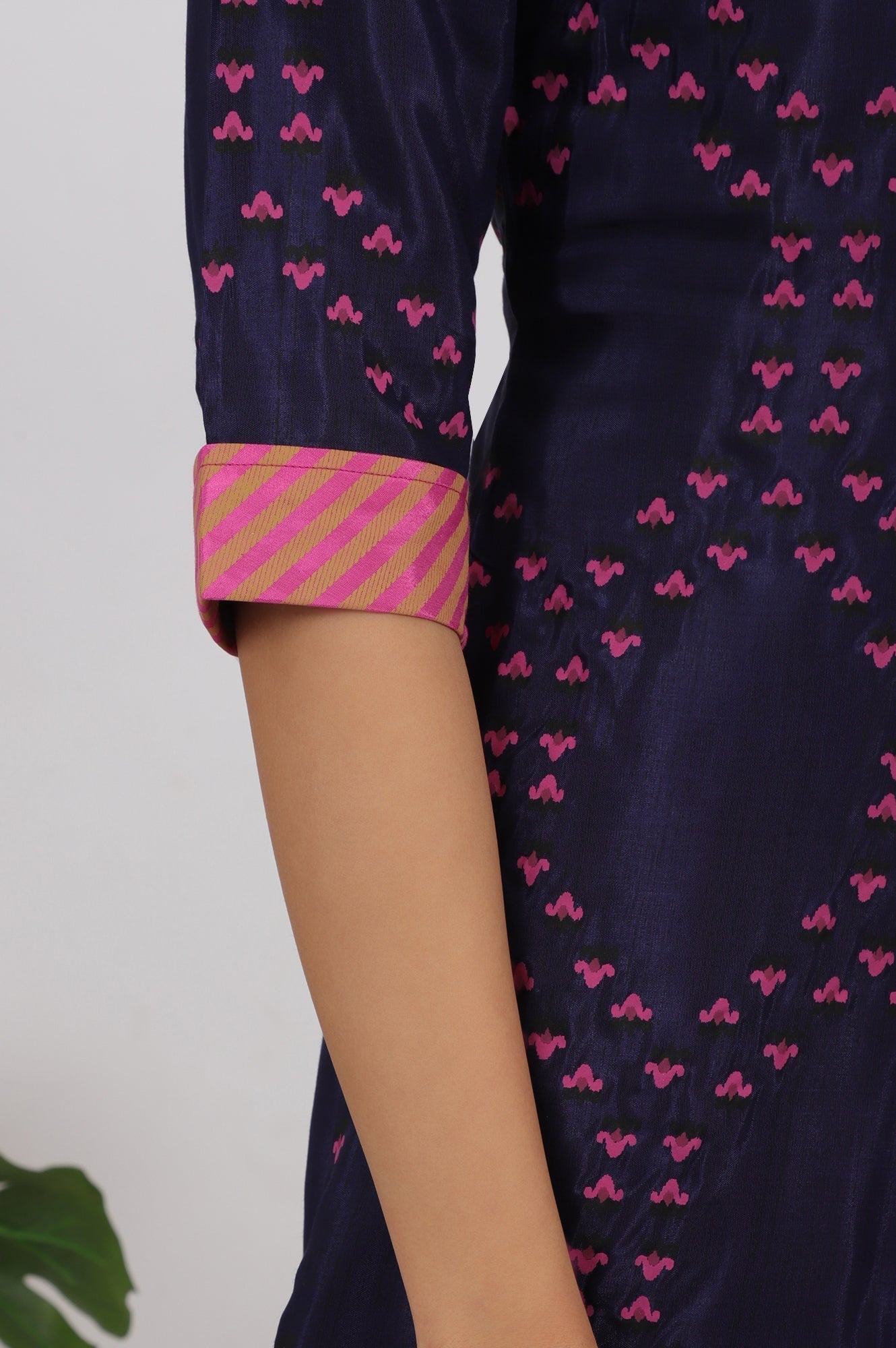 W for Woman Blue Floral Printed Straight Shantung Kurta