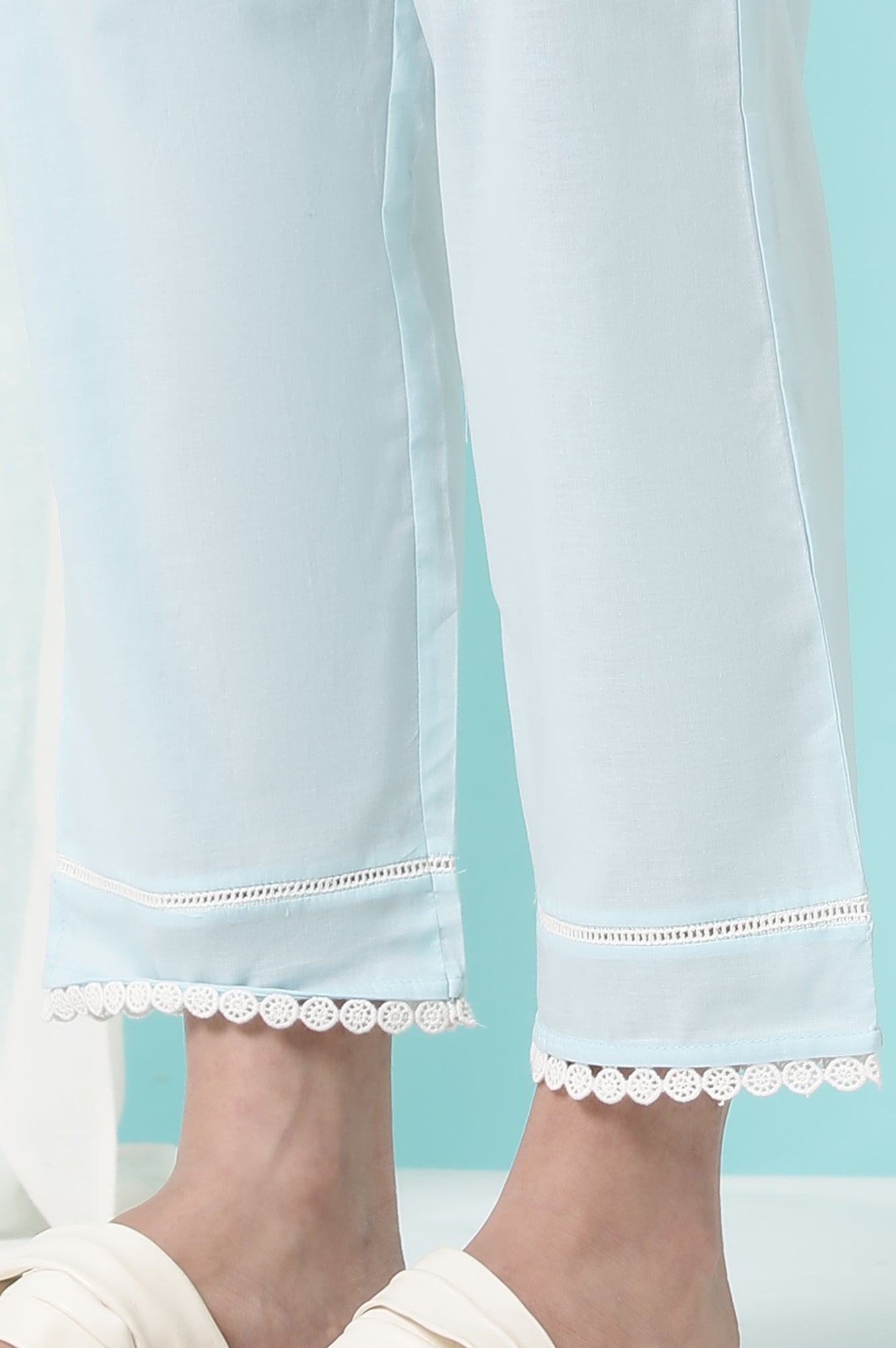 W for Woman Sky Blue Floral Printed Pure Cotton Straight Kurta and Pants Co-ord Set