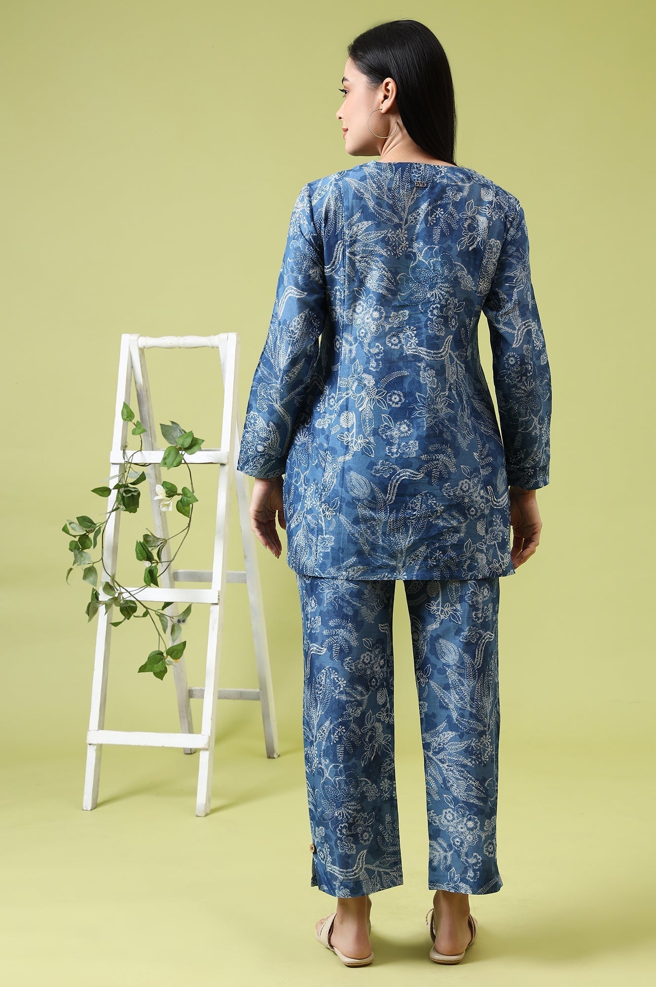 W for Woman Blue Floral Printed Pure Cotton Tunic and Pants Co-ord Set