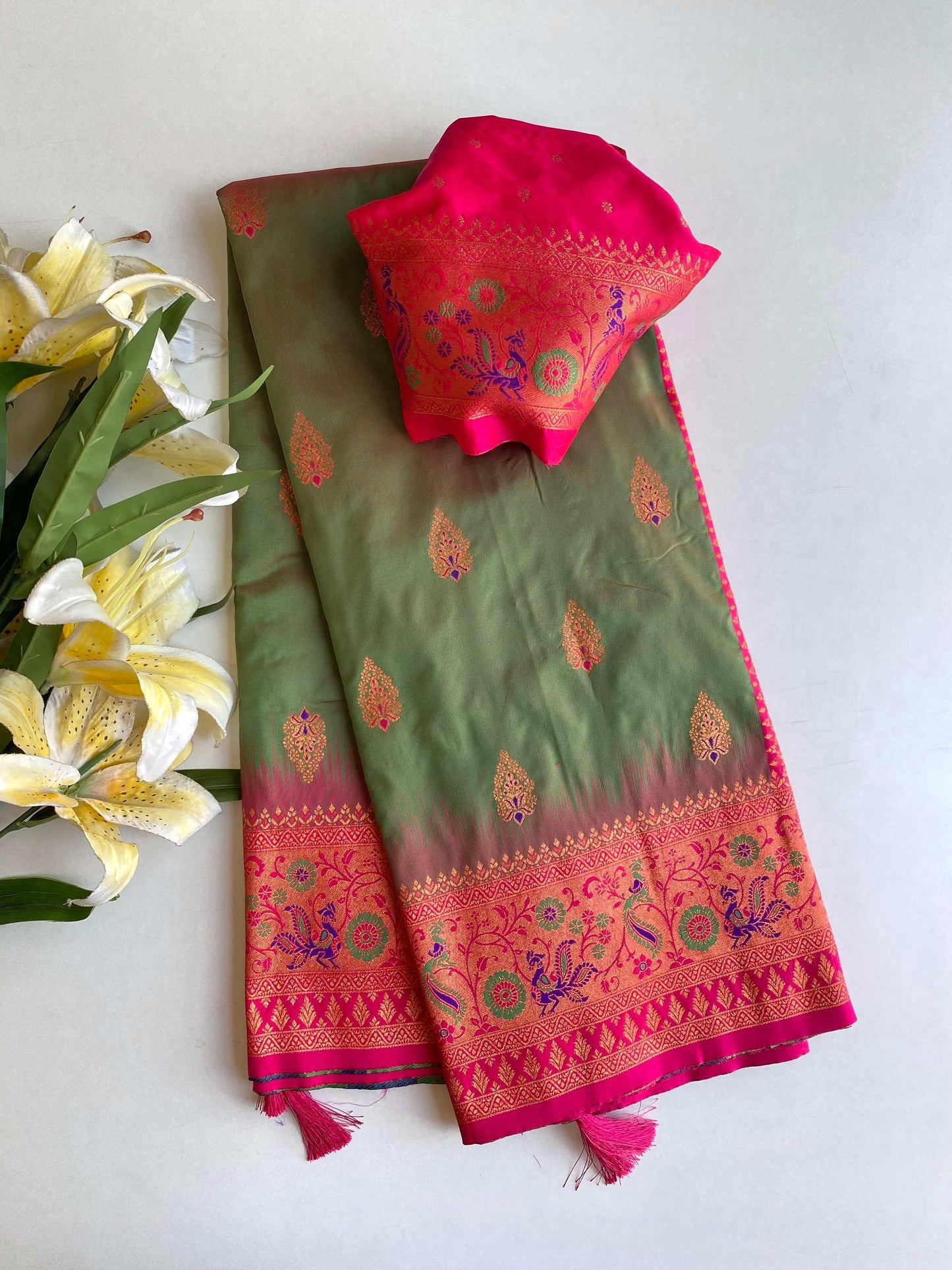 Mameraa Sarees Soft Silk Blend Blend Saree With Zari Weaving Meenakari Design-Mahendi Green