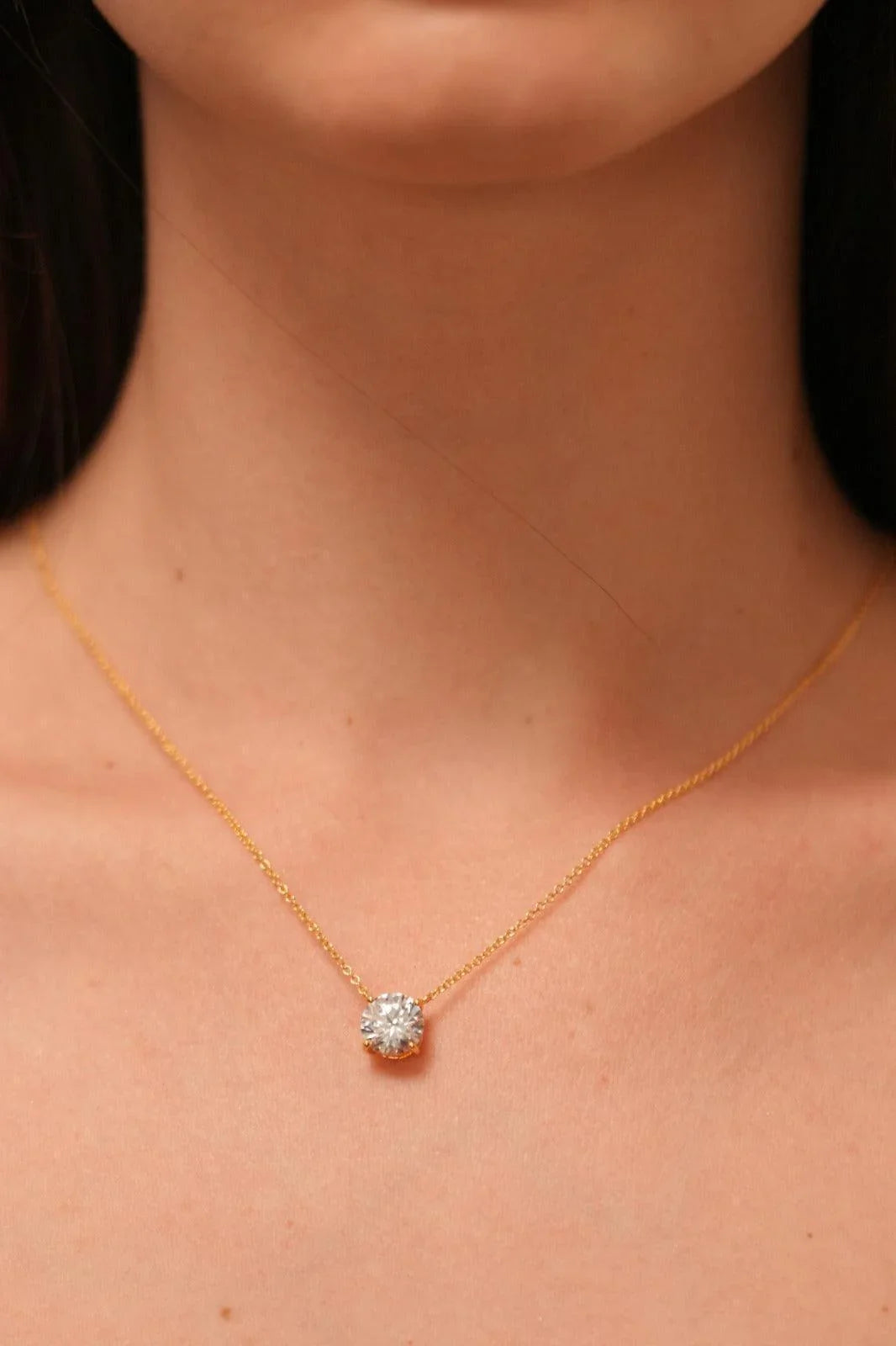 3 ct Round Diamond Solitaire Pendant with Thin Chain | Necklace