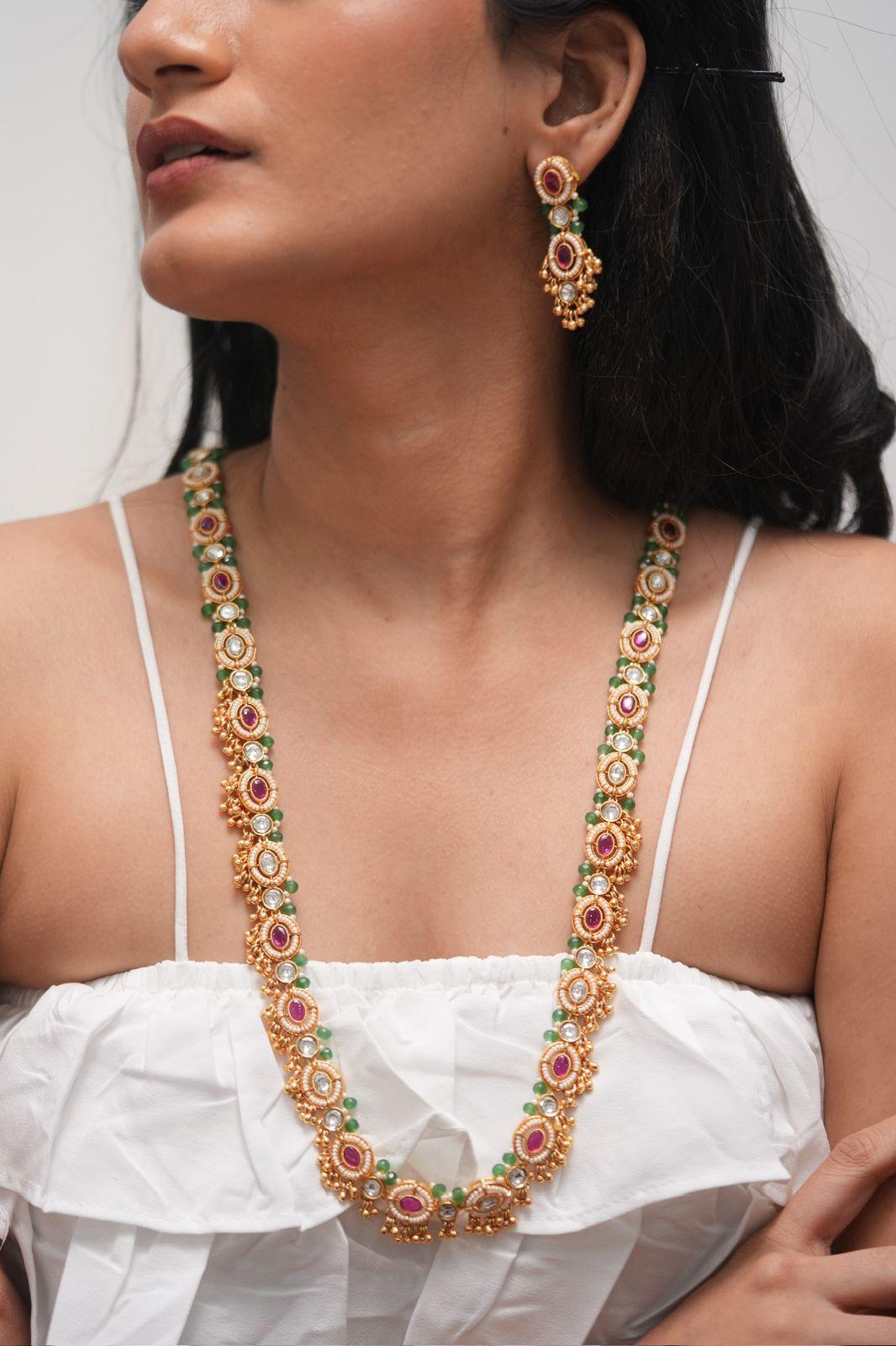 Mandodri Gold Long Set | Sone Pe Suhaga