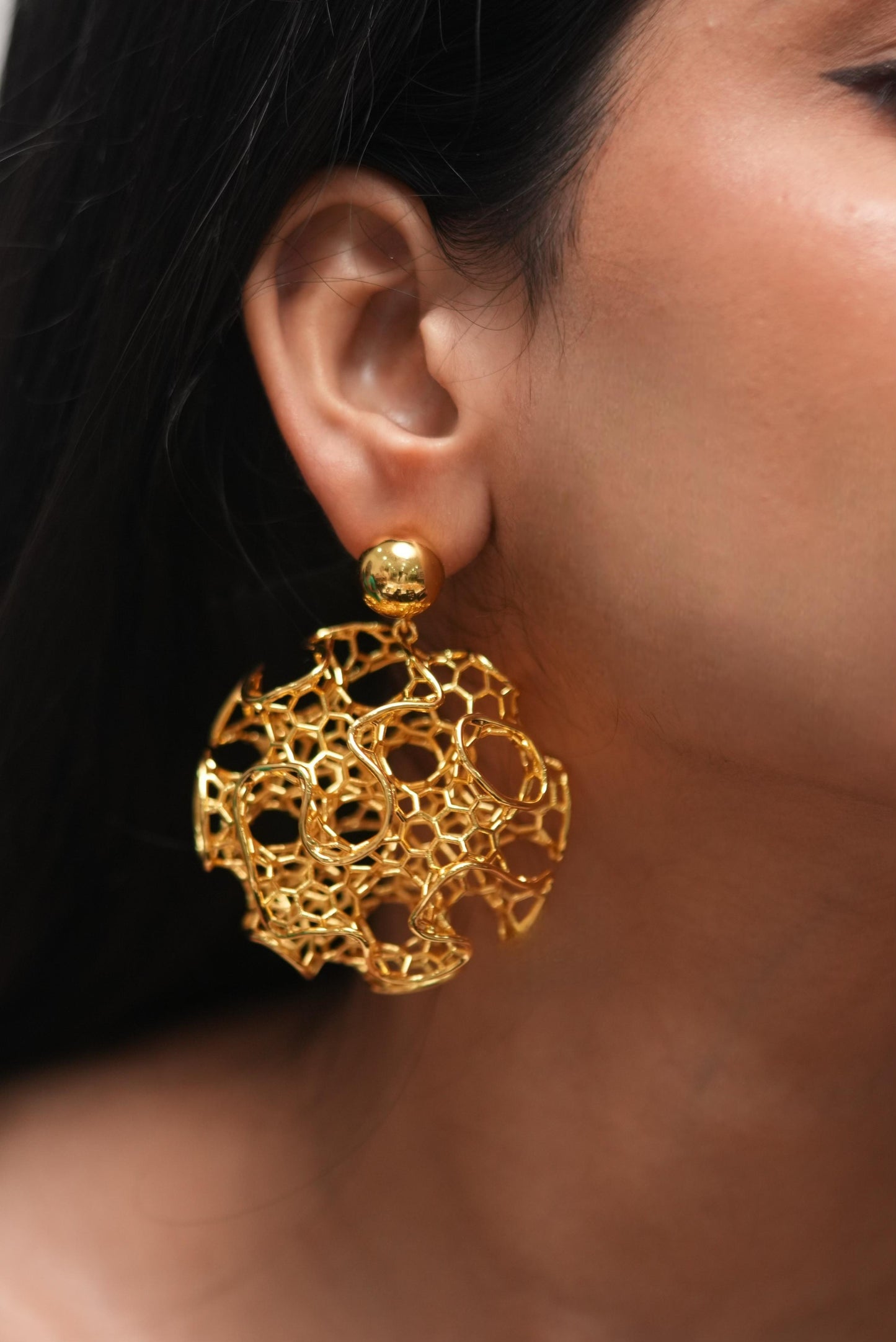 Bomb Honeycomb Italian Gold Western Statement Earrings
