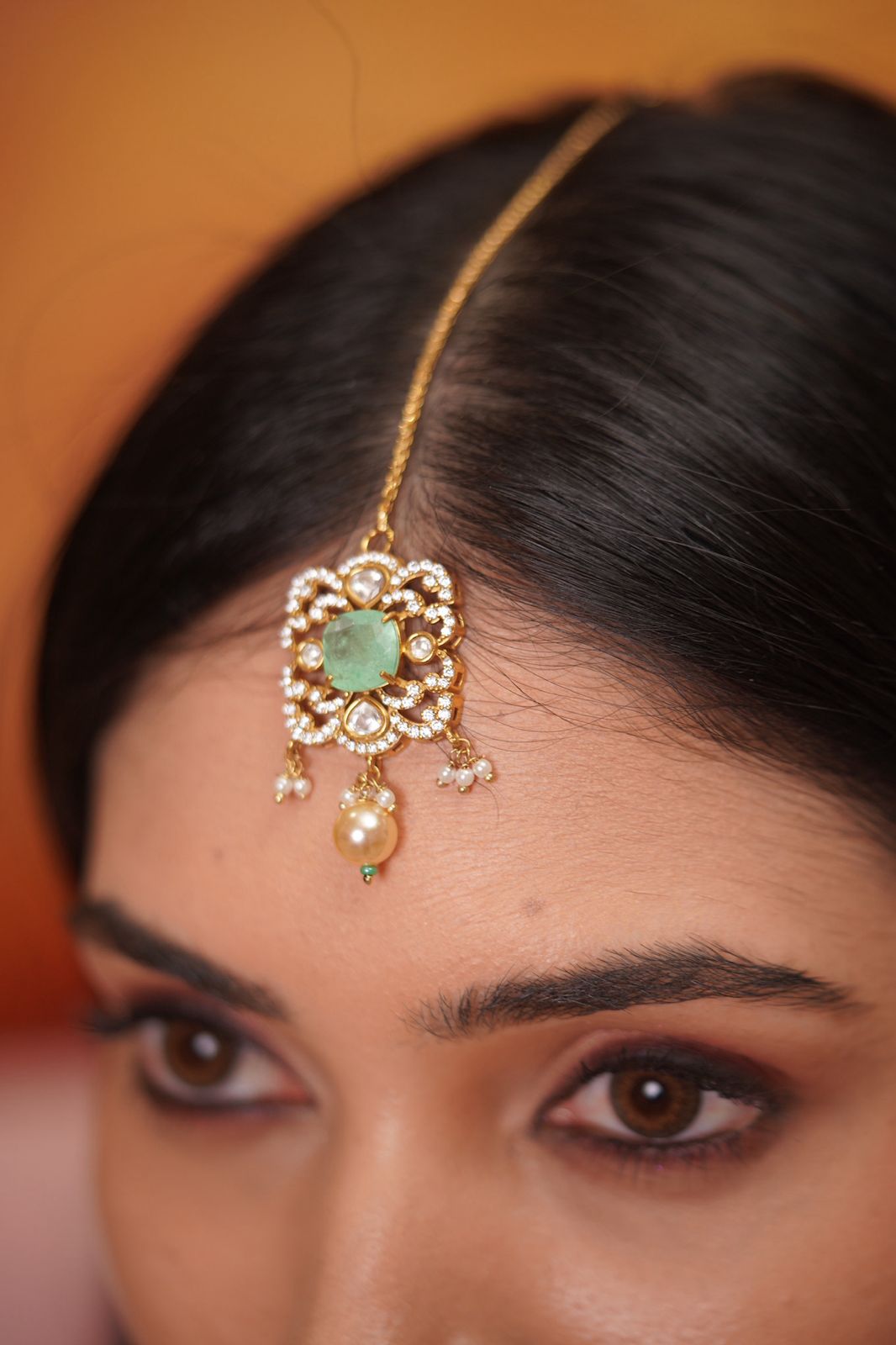Aaryani Polki Moissanite Russian Emerald Maangtikka