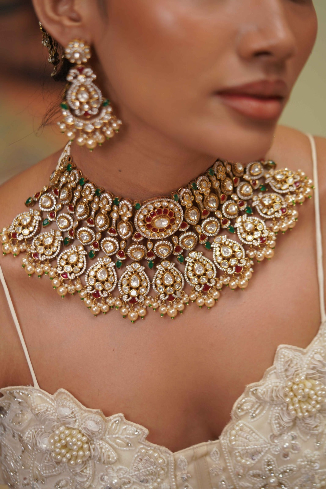 Sarva Gun Sampann Red Green Bridal Moissanite Heavy Set