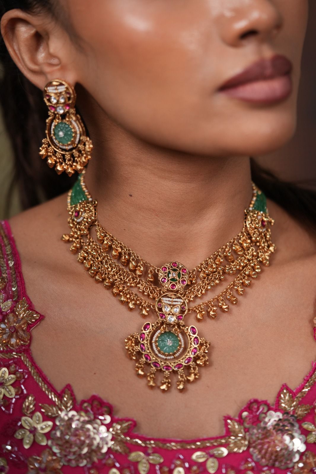 Shanta 3 Line Empress Sone Pe Suhaga Necklace Set
