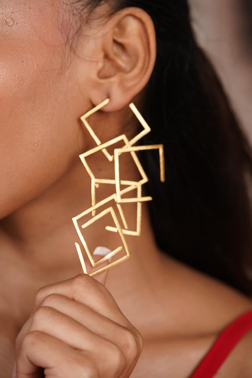 Edgy Rectangle Gala Earring