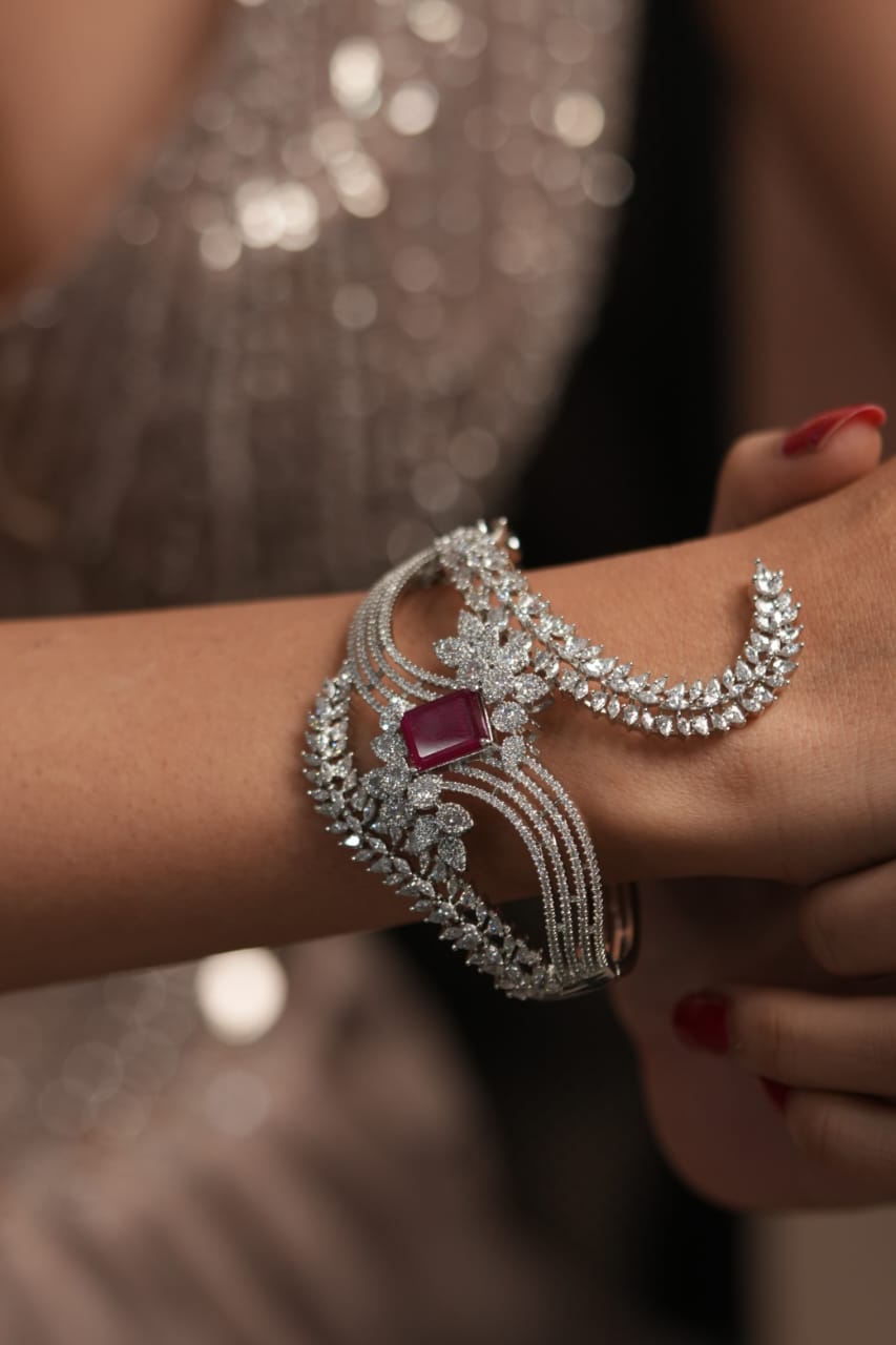 Arcade Oversized Dramatic Diamond Designer Bracelet (SILVER)