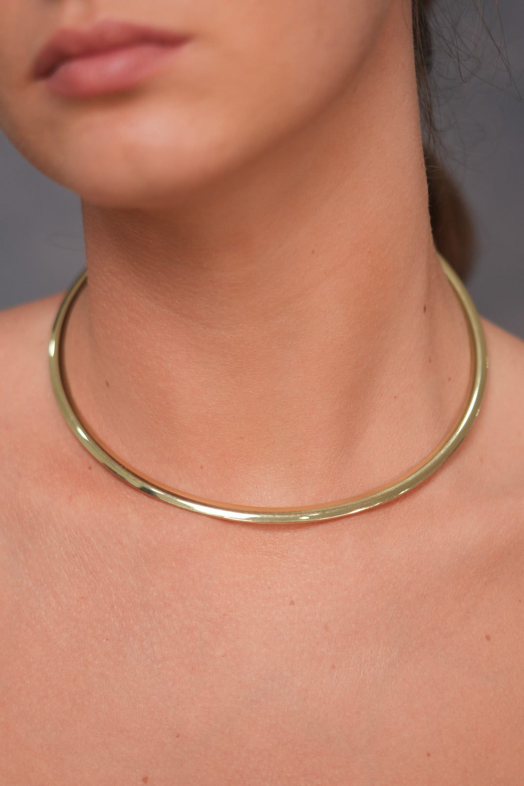 Glowing Western Party Wear Minimilistic Necklace