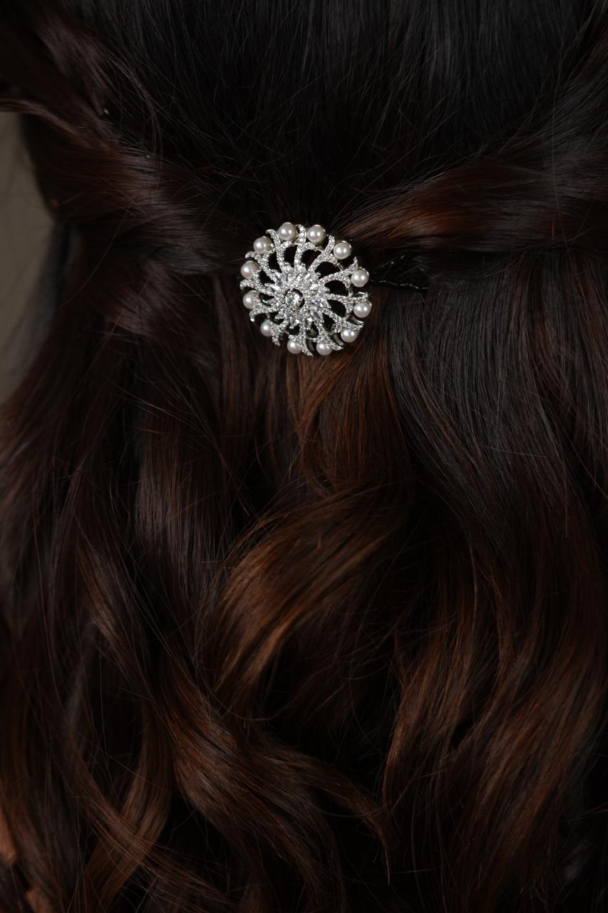 Fia Diamond Pearl Flower Clip | Hair Accessory