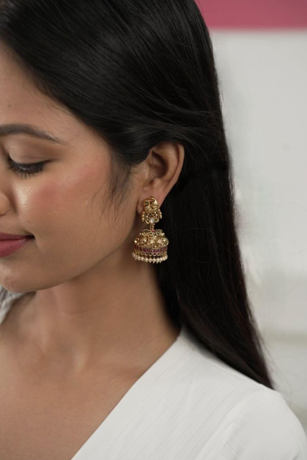 Mayoori Mid-Sized Temple Jhumki | Sone pe Suhaga Collection