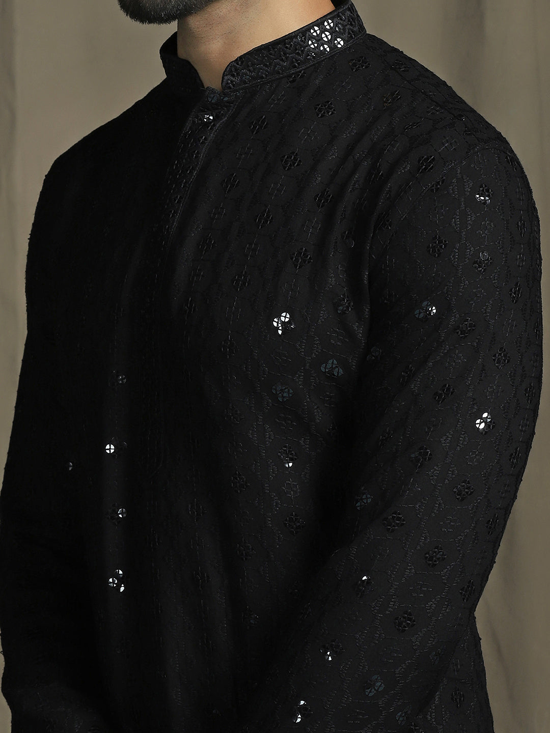 Zavaya Men Black Embroidery Cotton Blend Kurta