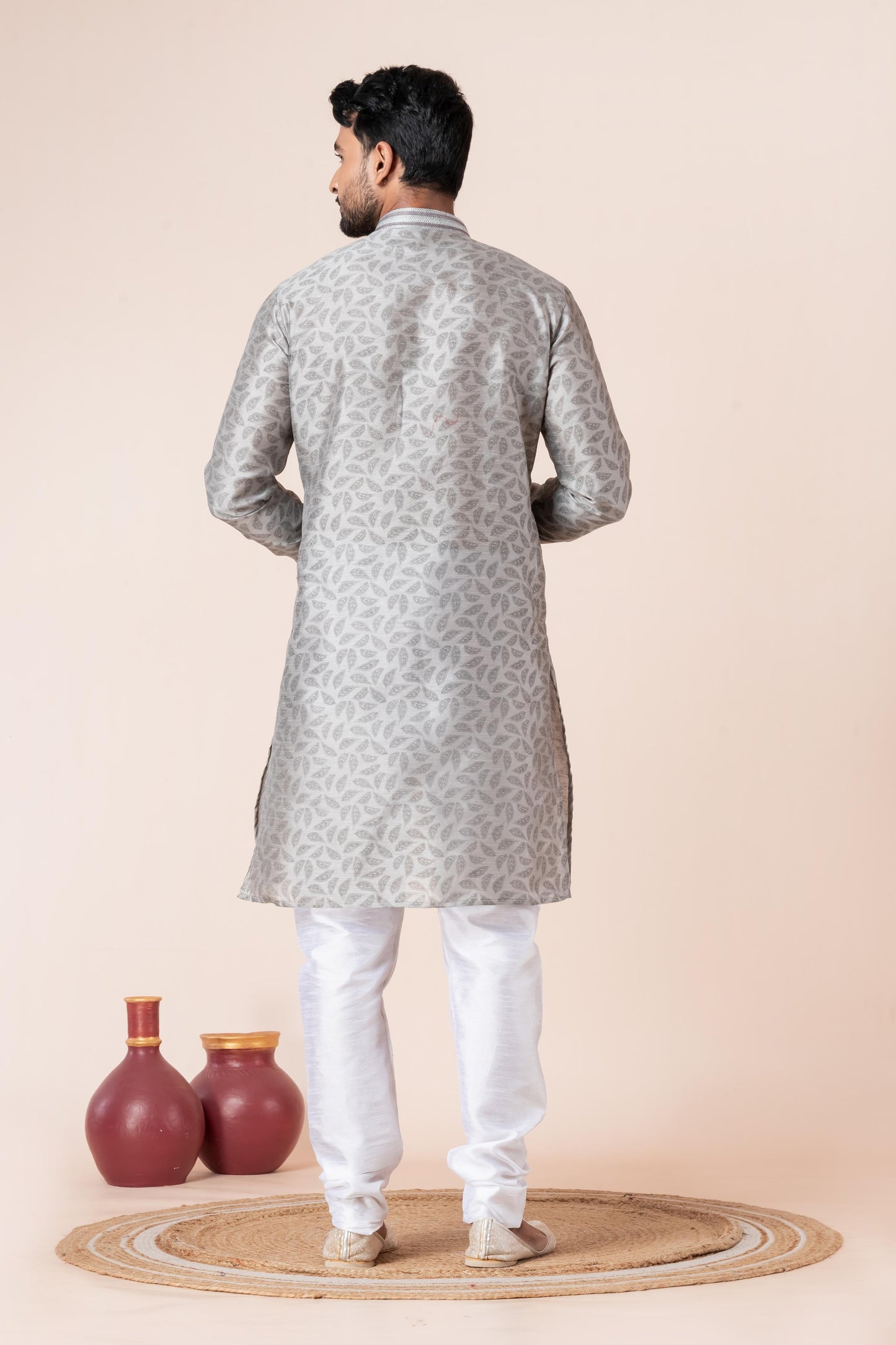 Zavaya Men Grey Printed Banarasi Silk Kurta