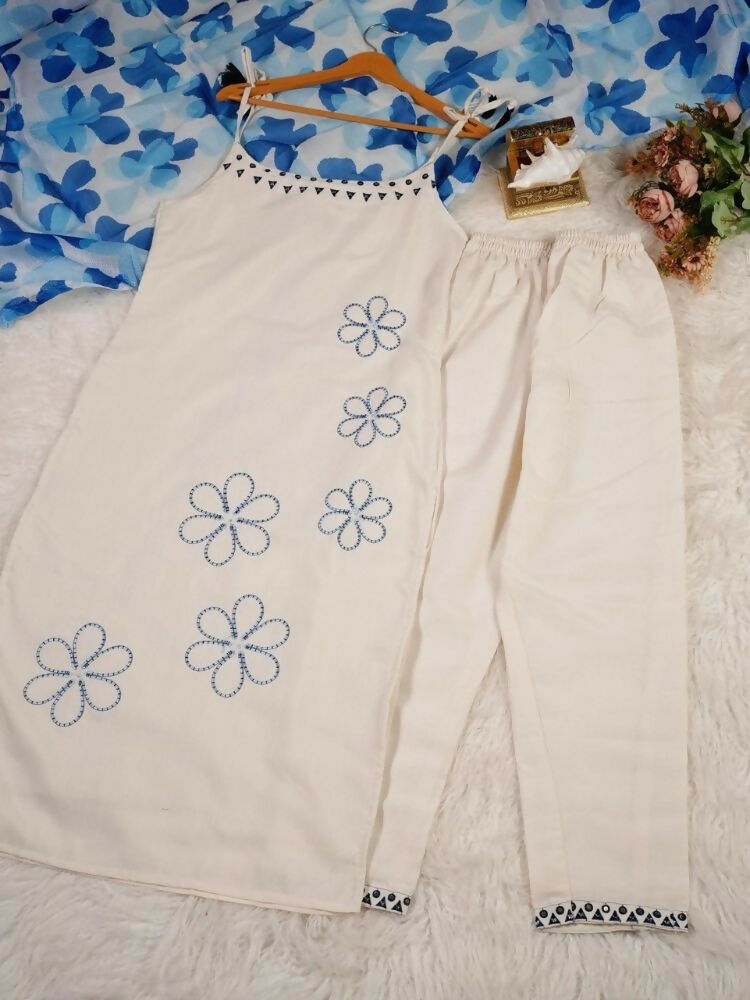 Teeya Creation Womens Off-White Straight Cotton Kurta Pant Set with Floral Organza Dupatta Set