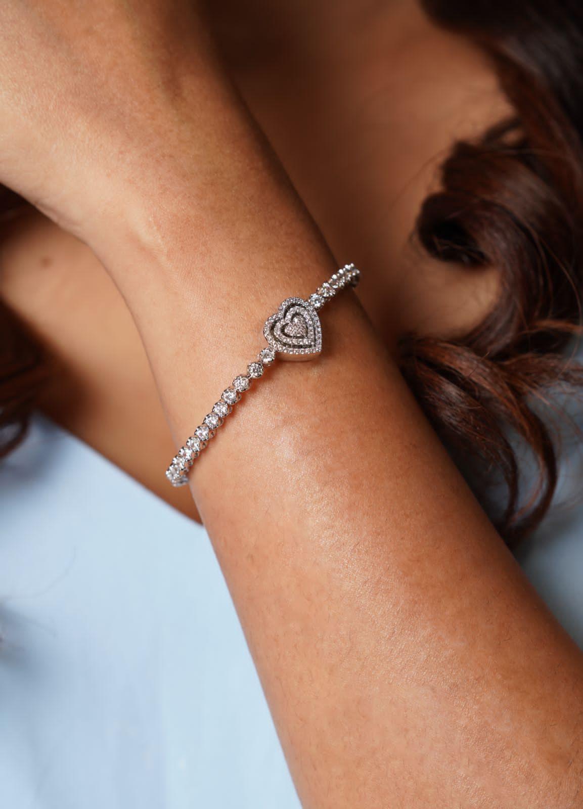 Beating Heart Tennis Bracelet | Magnetic Openable