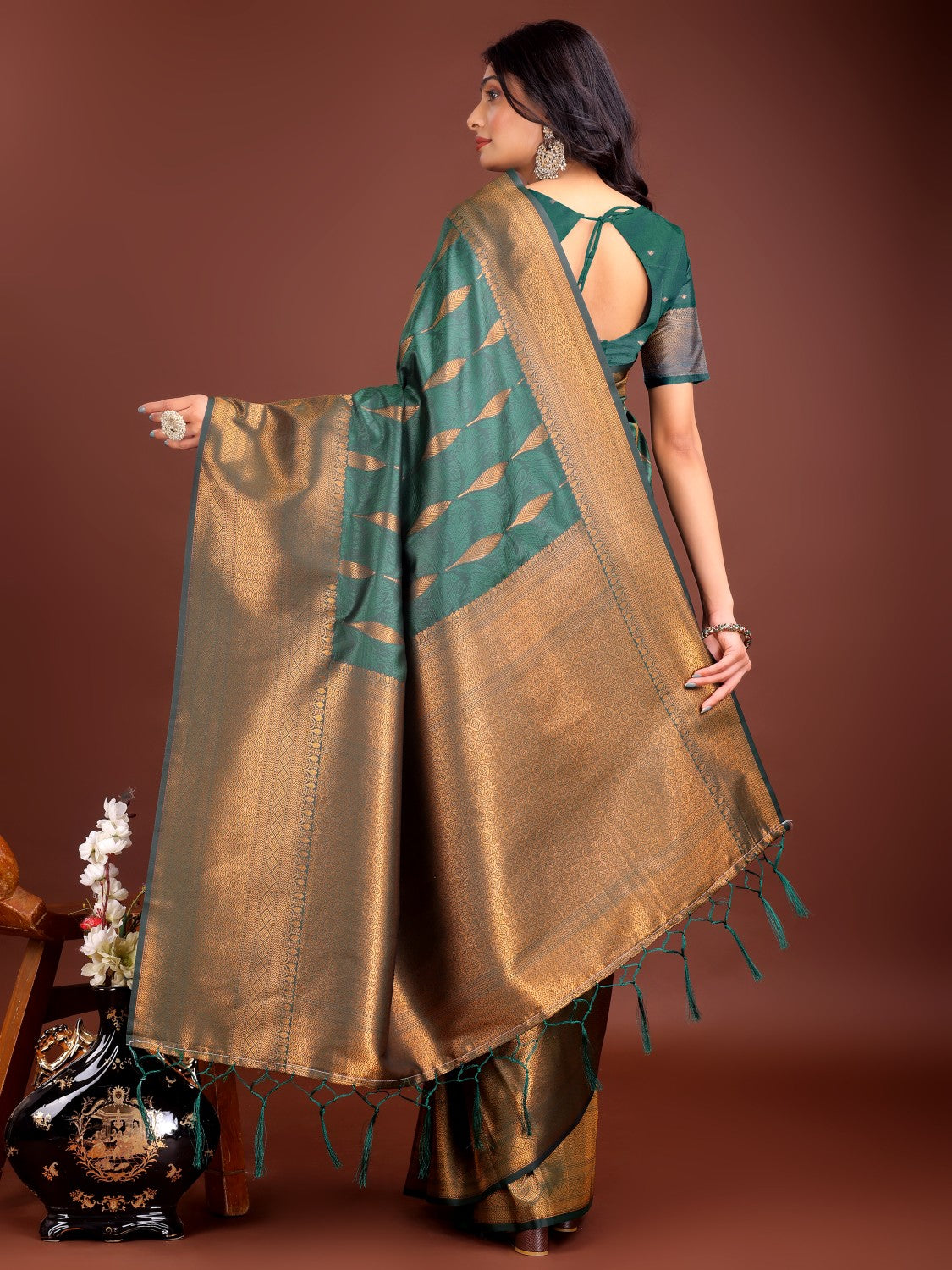 Anaita D Green Banarasi Silk Woven Saree With Blouse