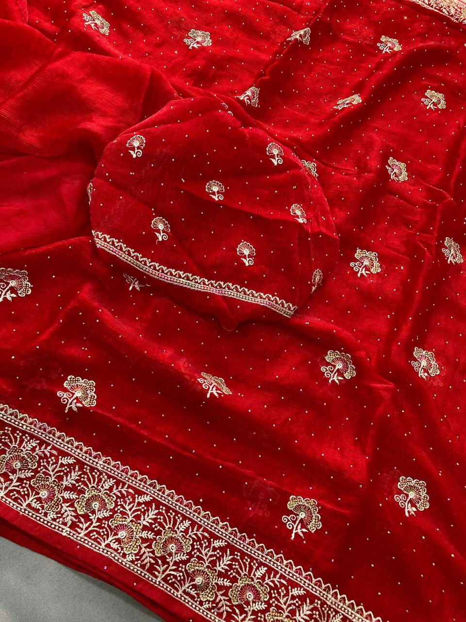 Teeya Creation New Womens Latest Party Wear Soft Chiffon Silk Saree-Red