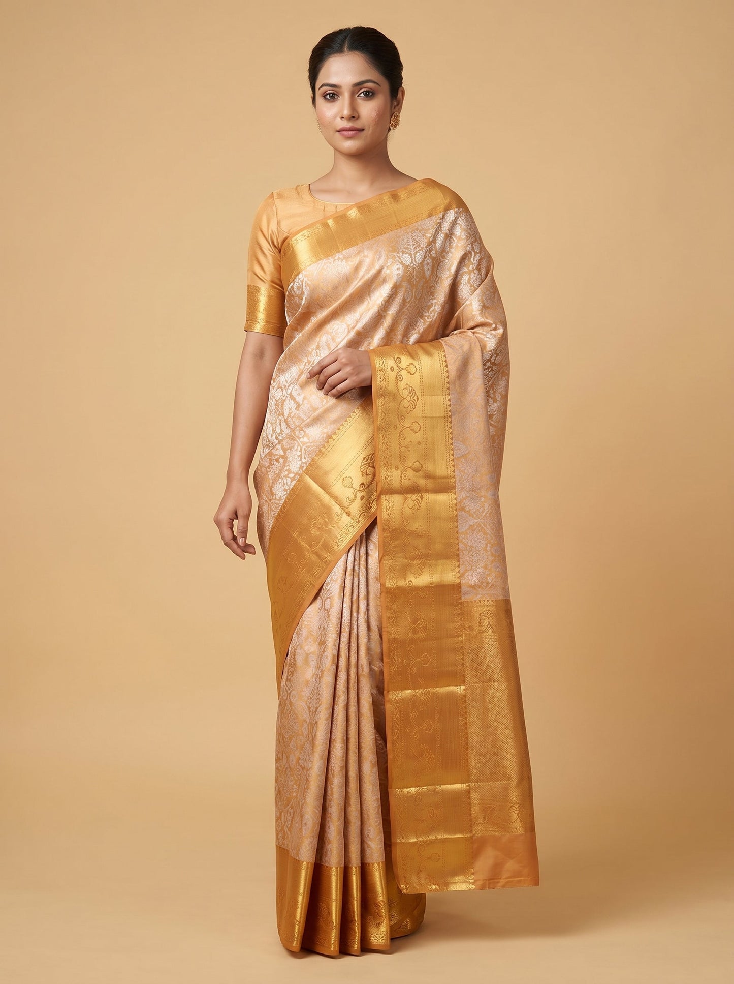 Gold Luxe-Shimmer Handloom Saree