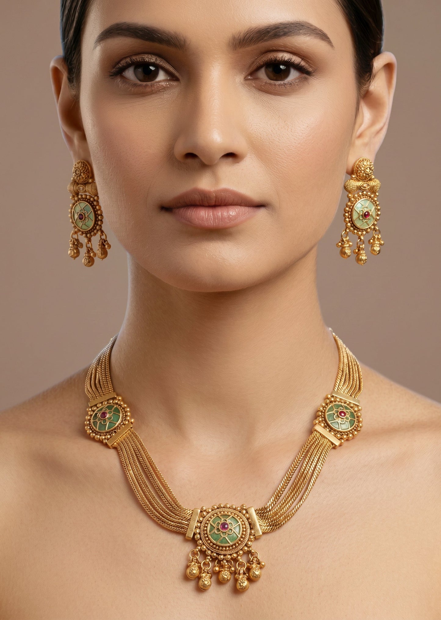Green Stone Kundan Necklace With Earring Set