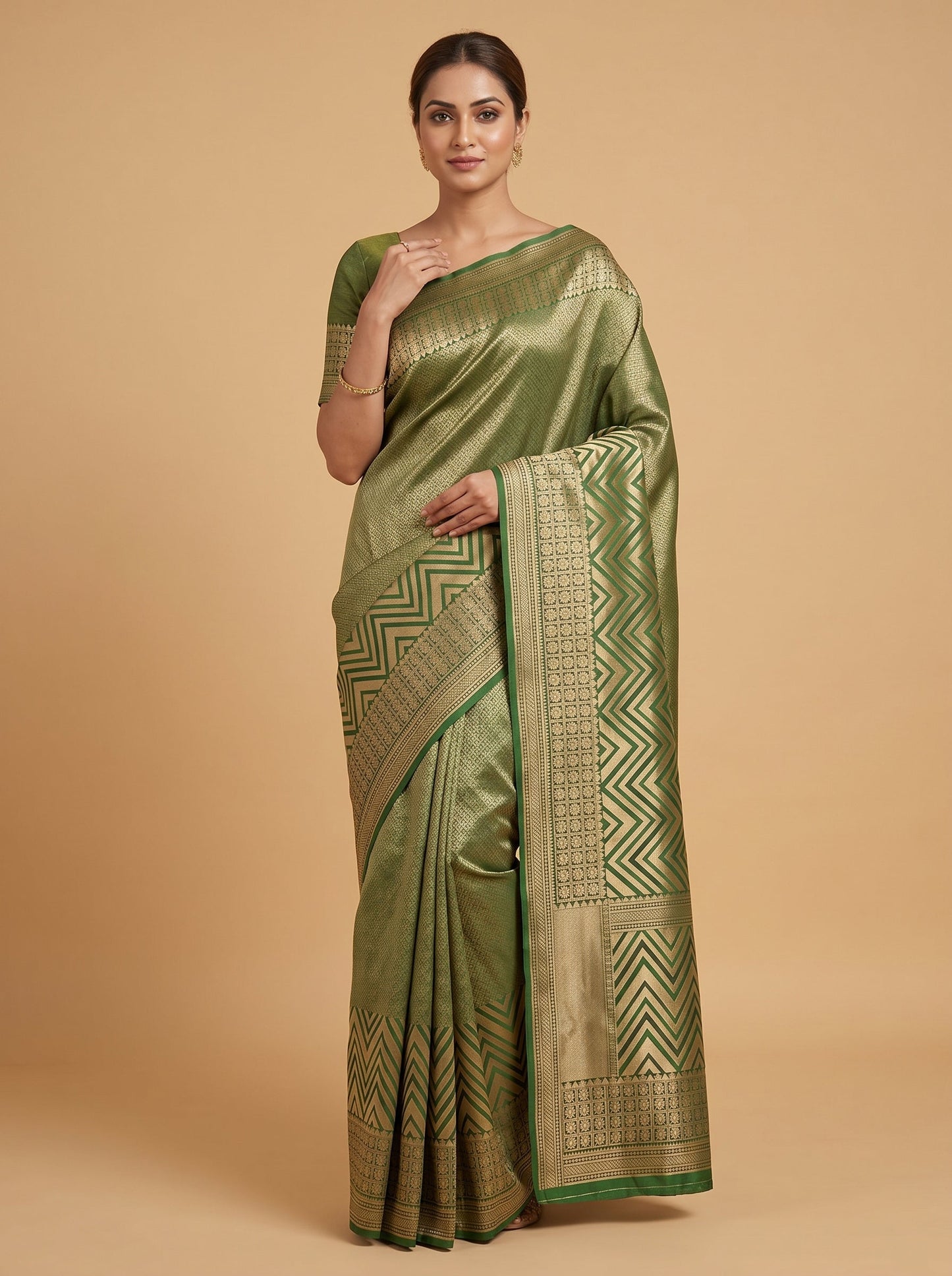 Green Verdant Charm Handloom Saree