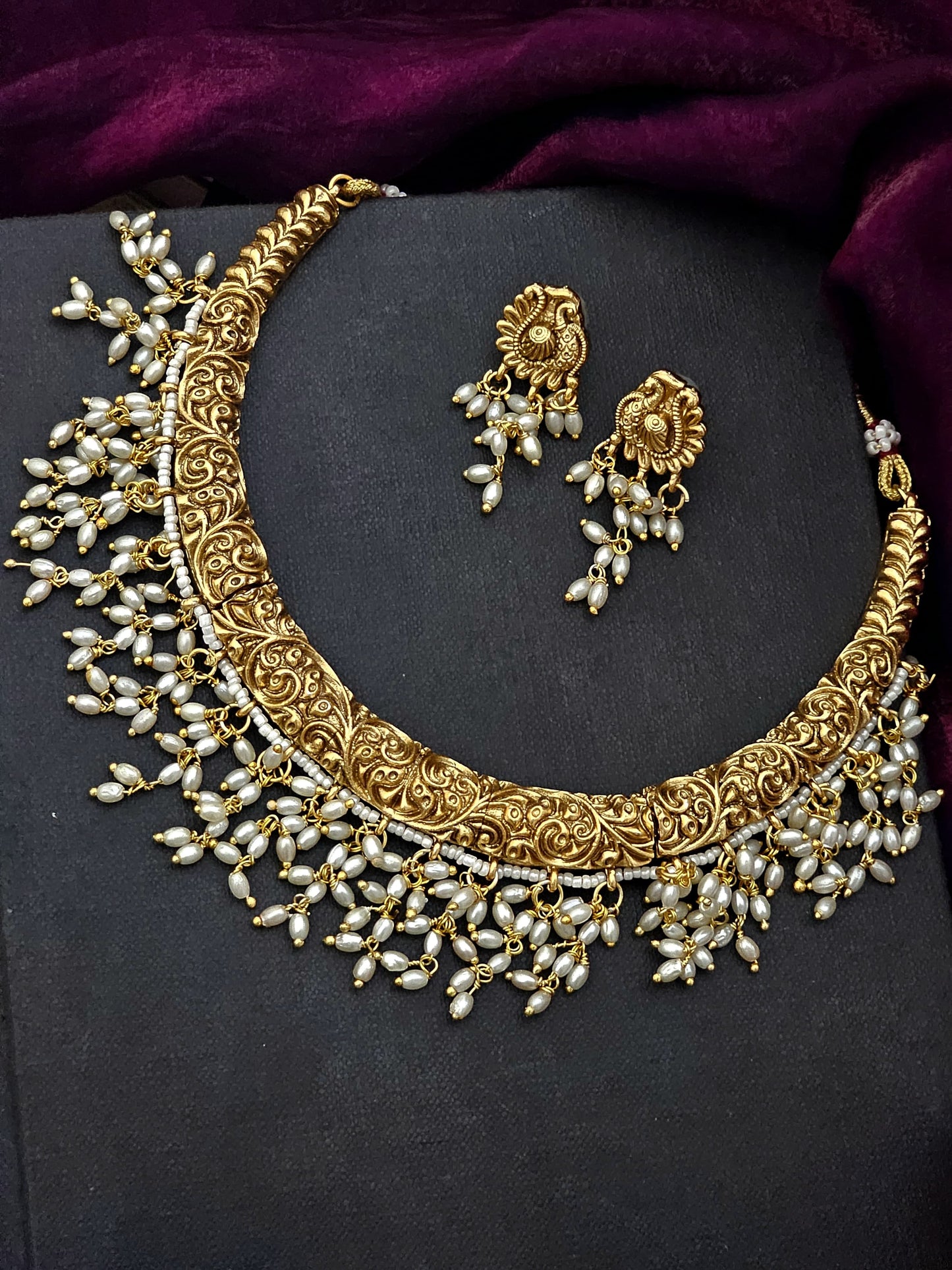Ivory Grace Carved Pearl Necklace Set