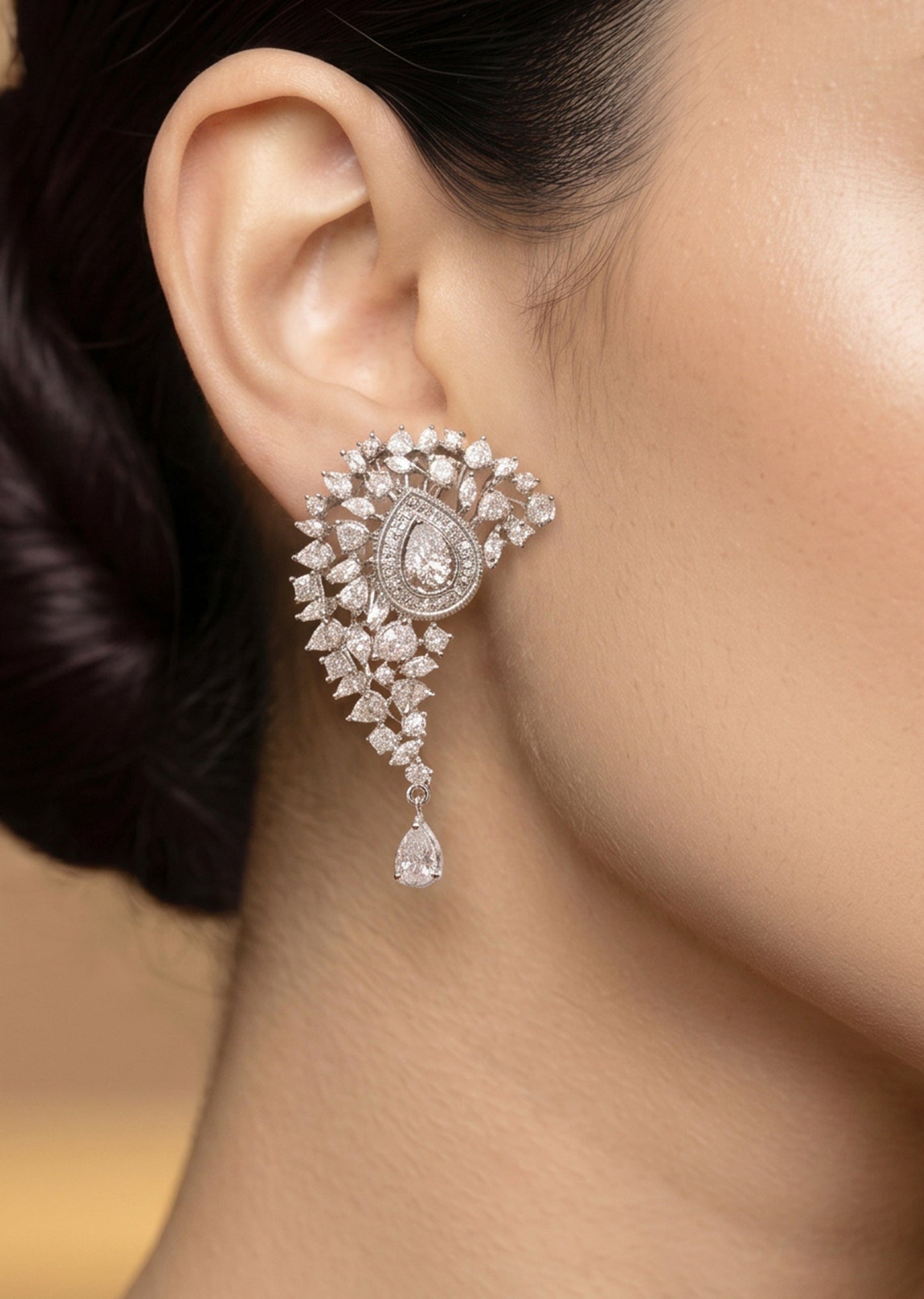 Minimal White Floral Zirconia Earrings