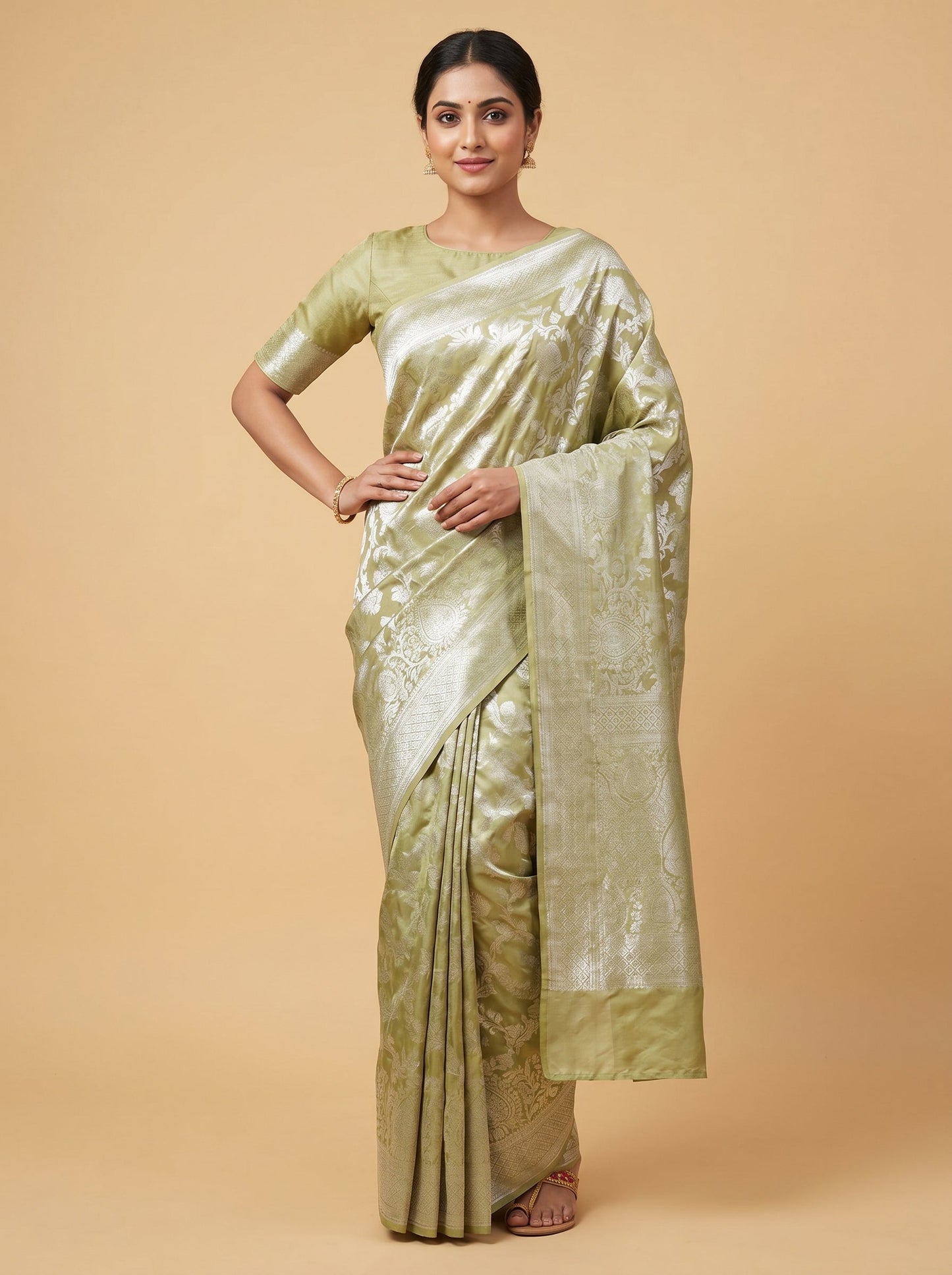Parrot Green Bright Thread Handloom Saree