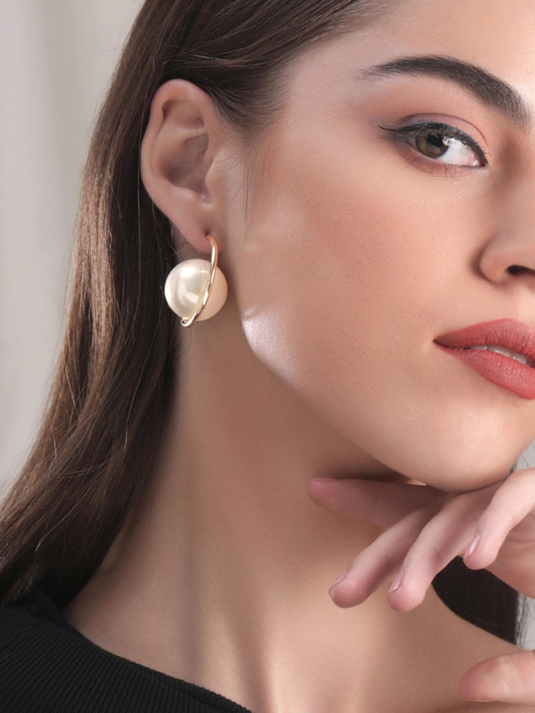 Minimal Chic White Pearl Hoops