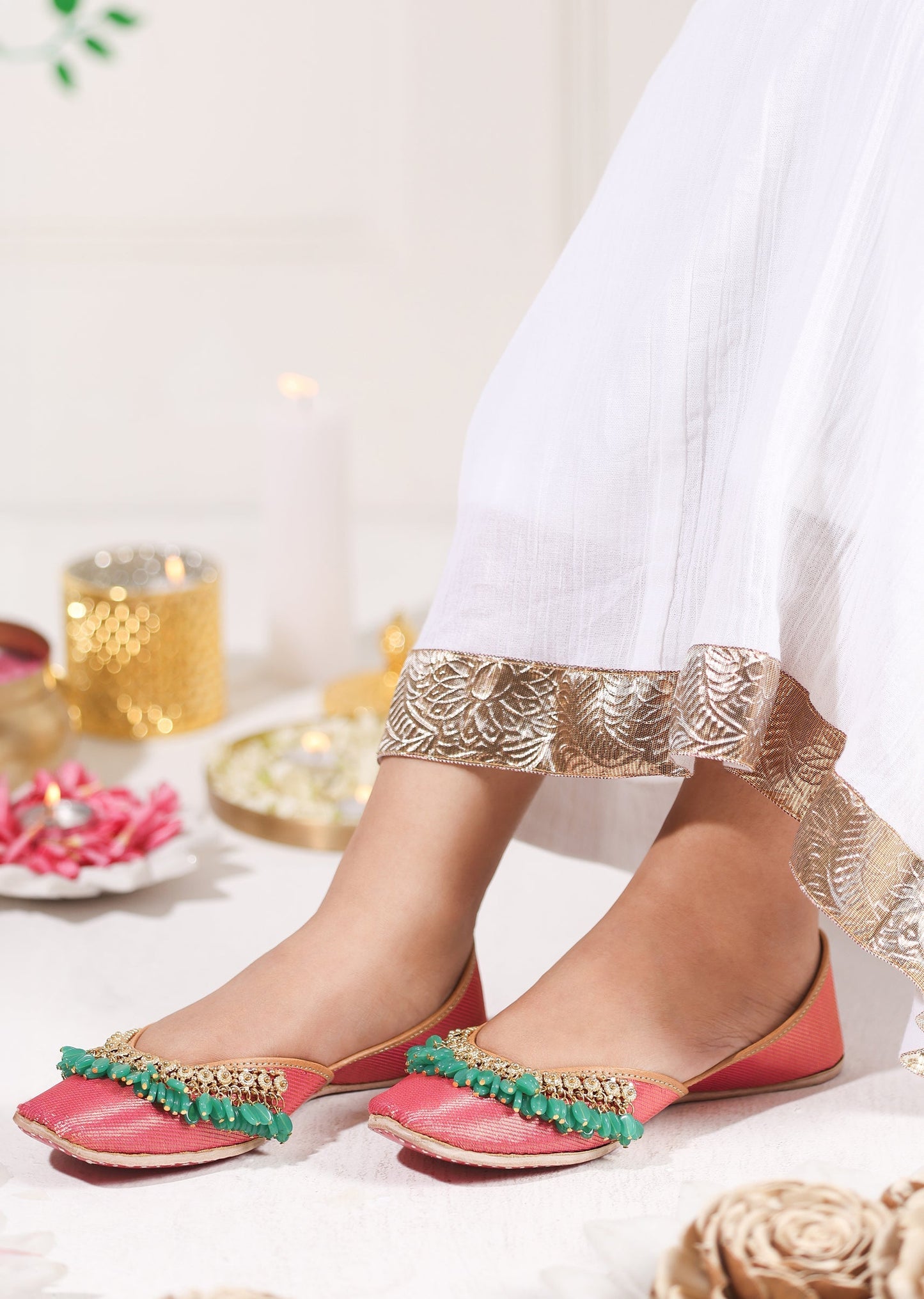 Pink Embellished Jutti