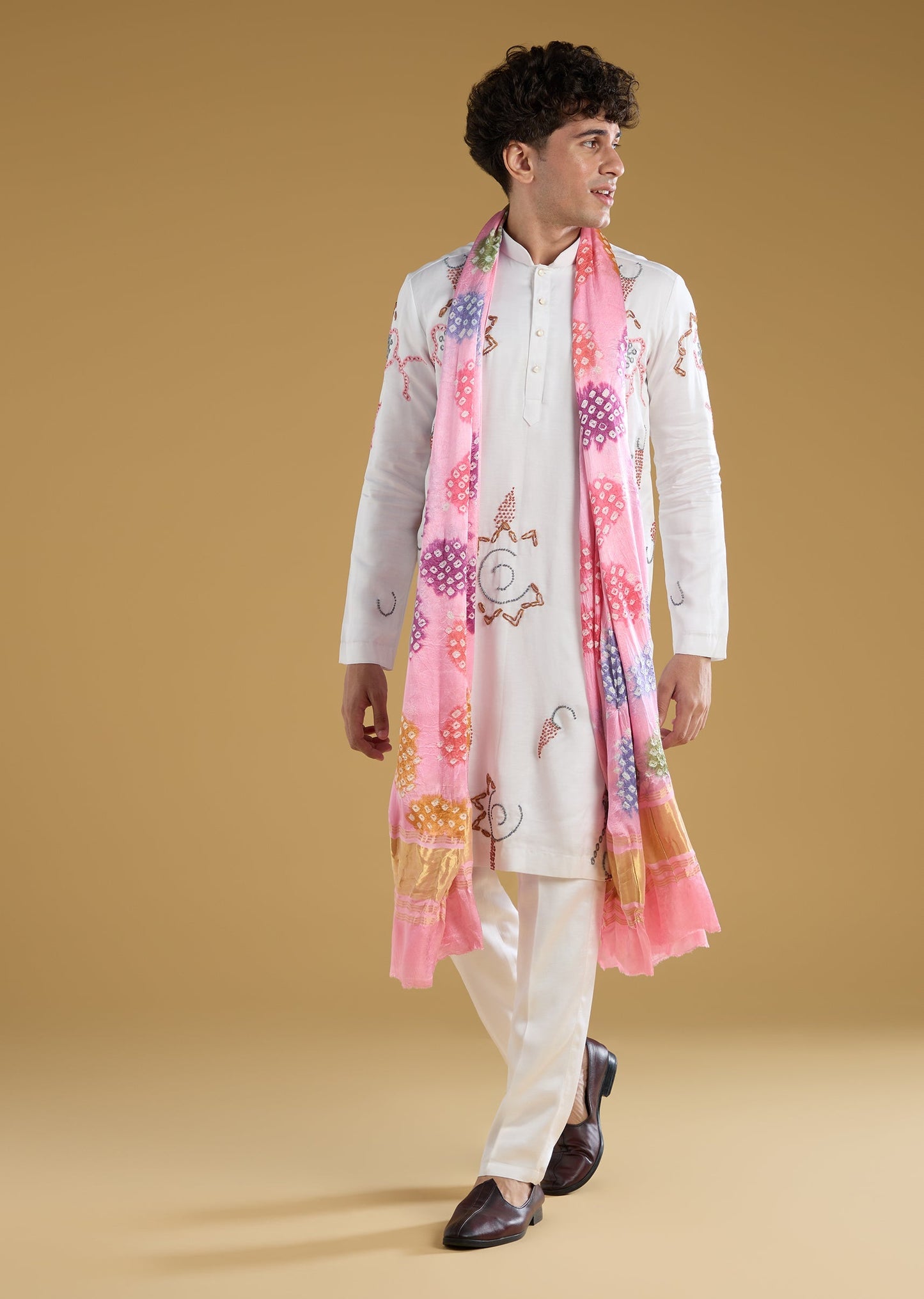Pink Hand Dyed Bandhani Pure Silk Dupatta