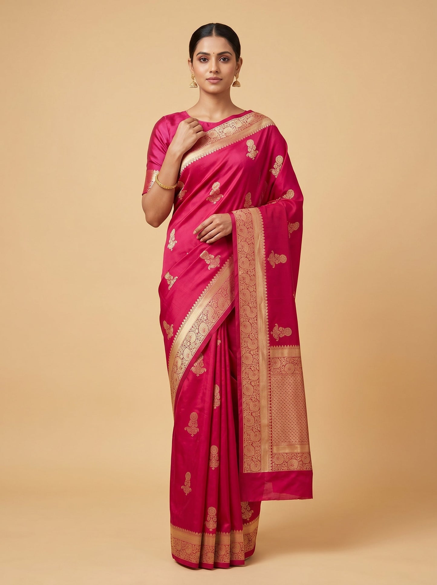 Red Daring Sheen Handloom Saree