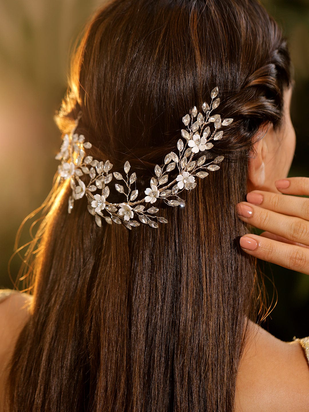 White Crystal with Pearls Hair Accessory